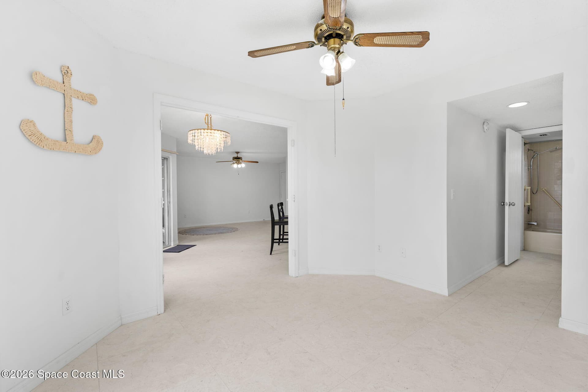7310 N Highway 1 101 photo 9