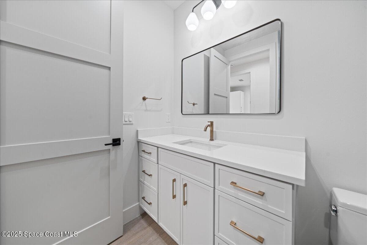 1006 Wave Crest Avenue photo 15