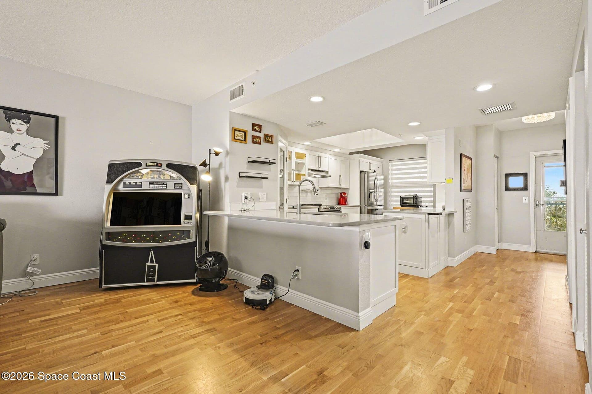 104 Riverside Drive 602 photo 7