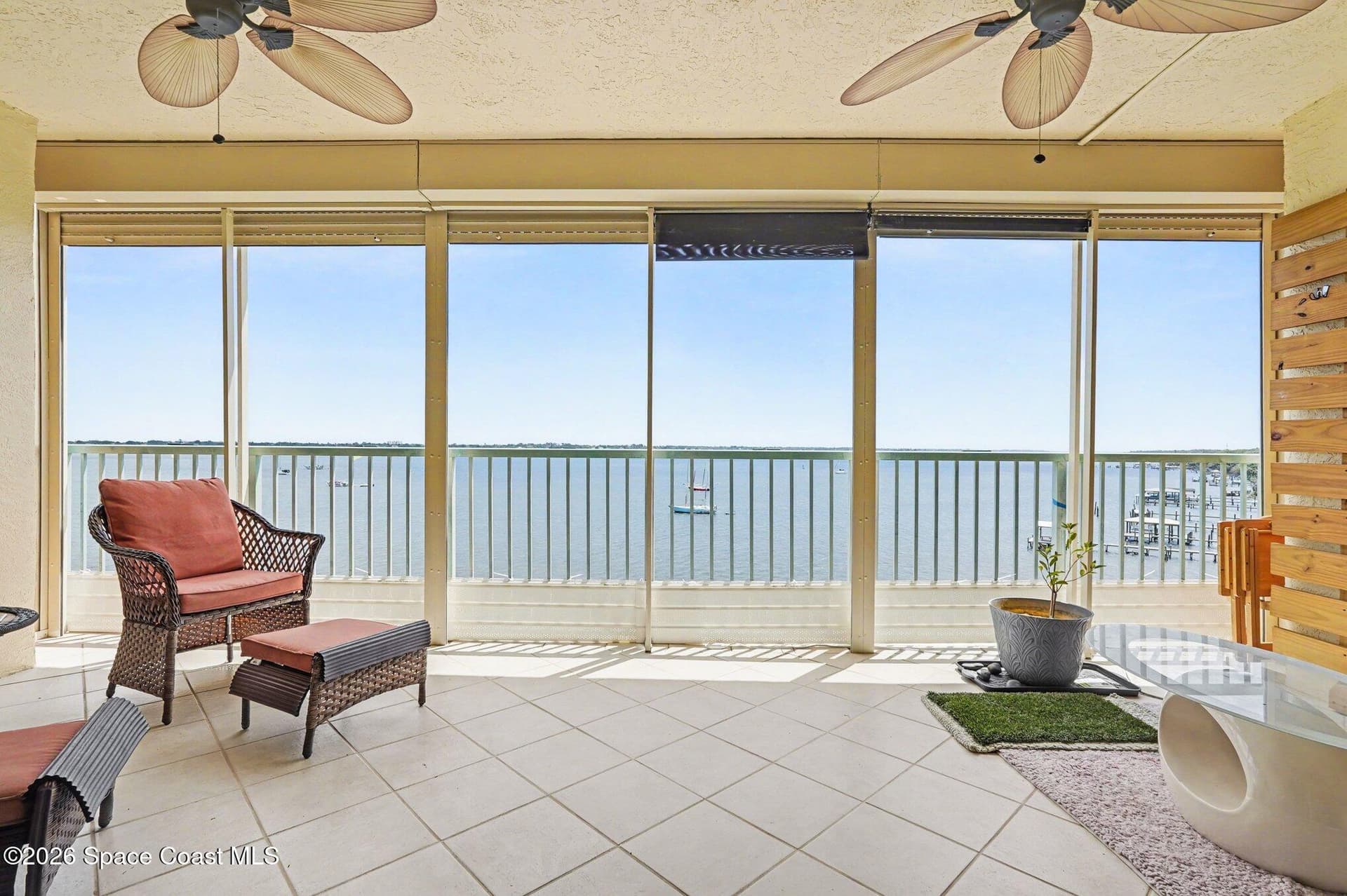 104 Riverside Drive 602 photo 2