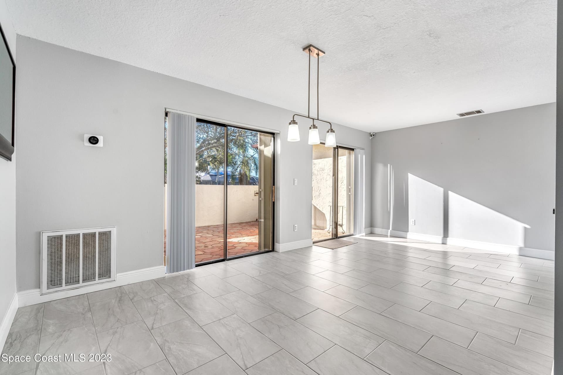 1080 Park Ridge Place photo 14