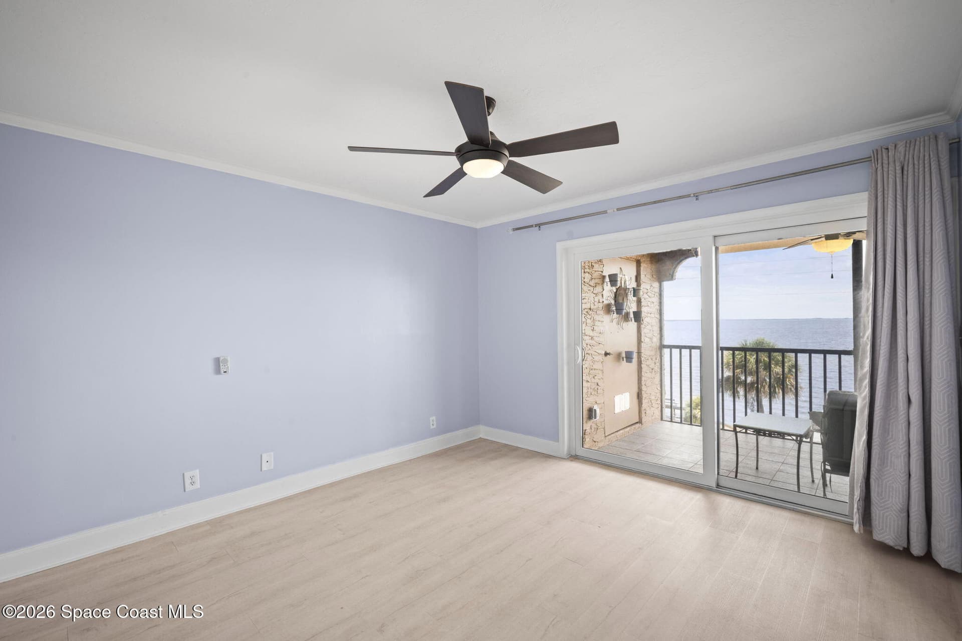 1540 Riverside Drive 12 photo 15