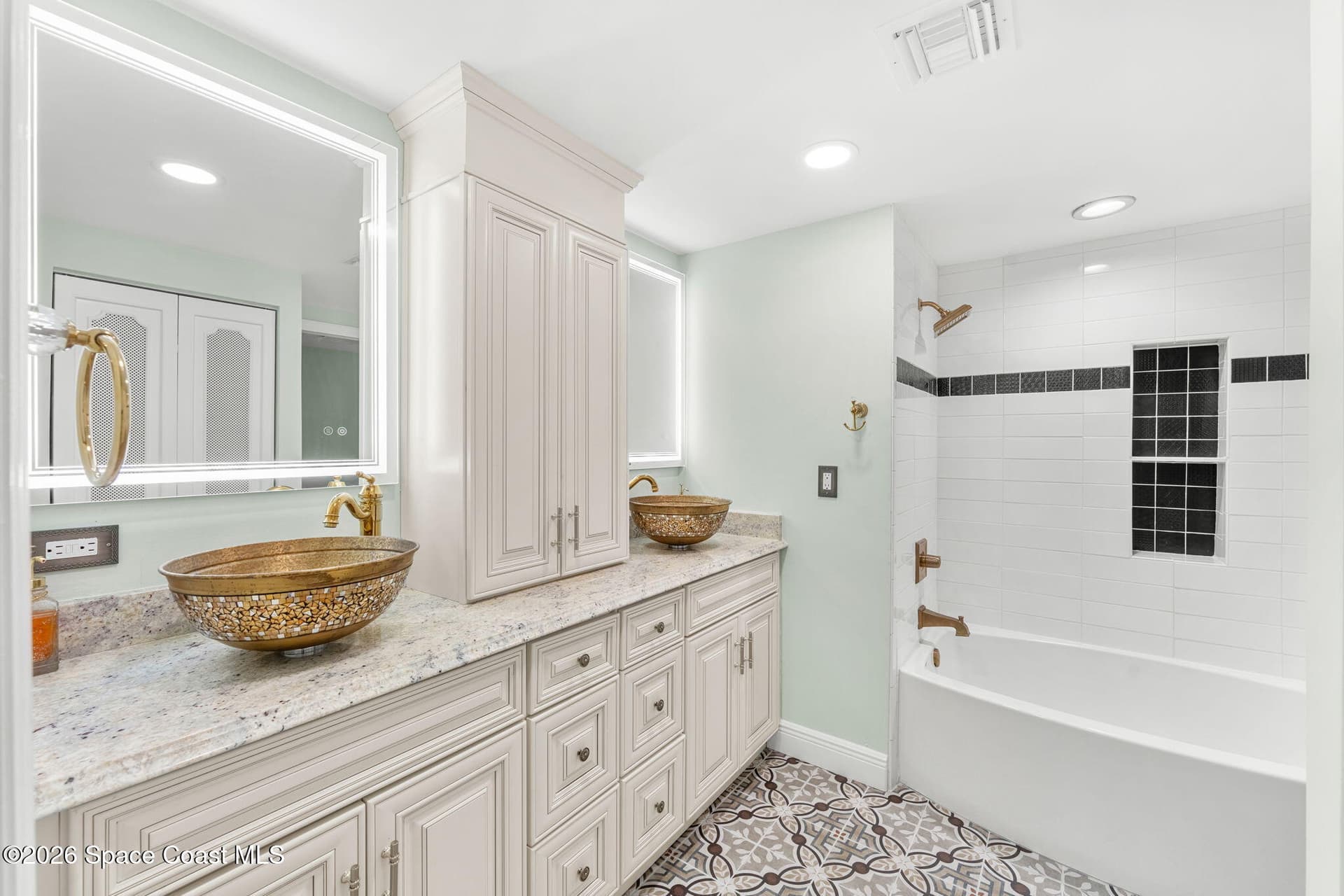 750 N Atlantic Avenue 209 photo 13