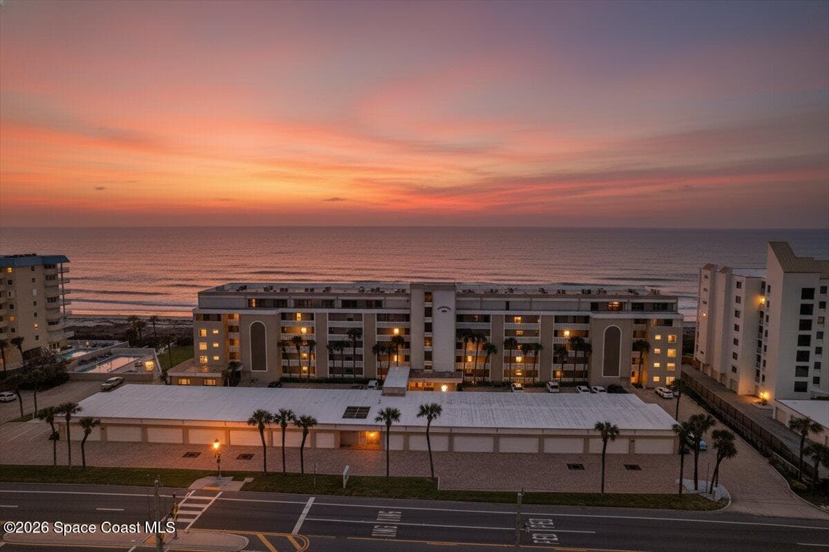 995 N Highway A1a 103 photo 1