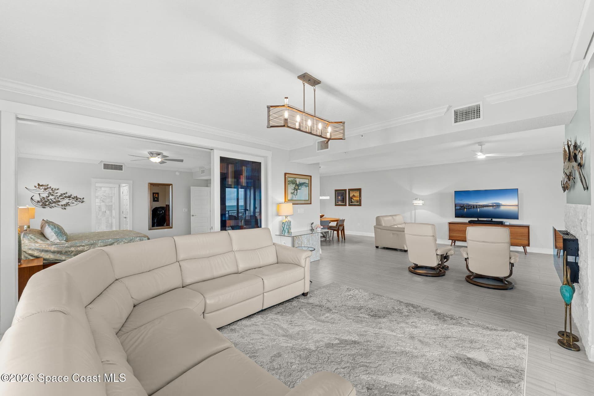 1915 S Atlantic Avenue 202 photo 6