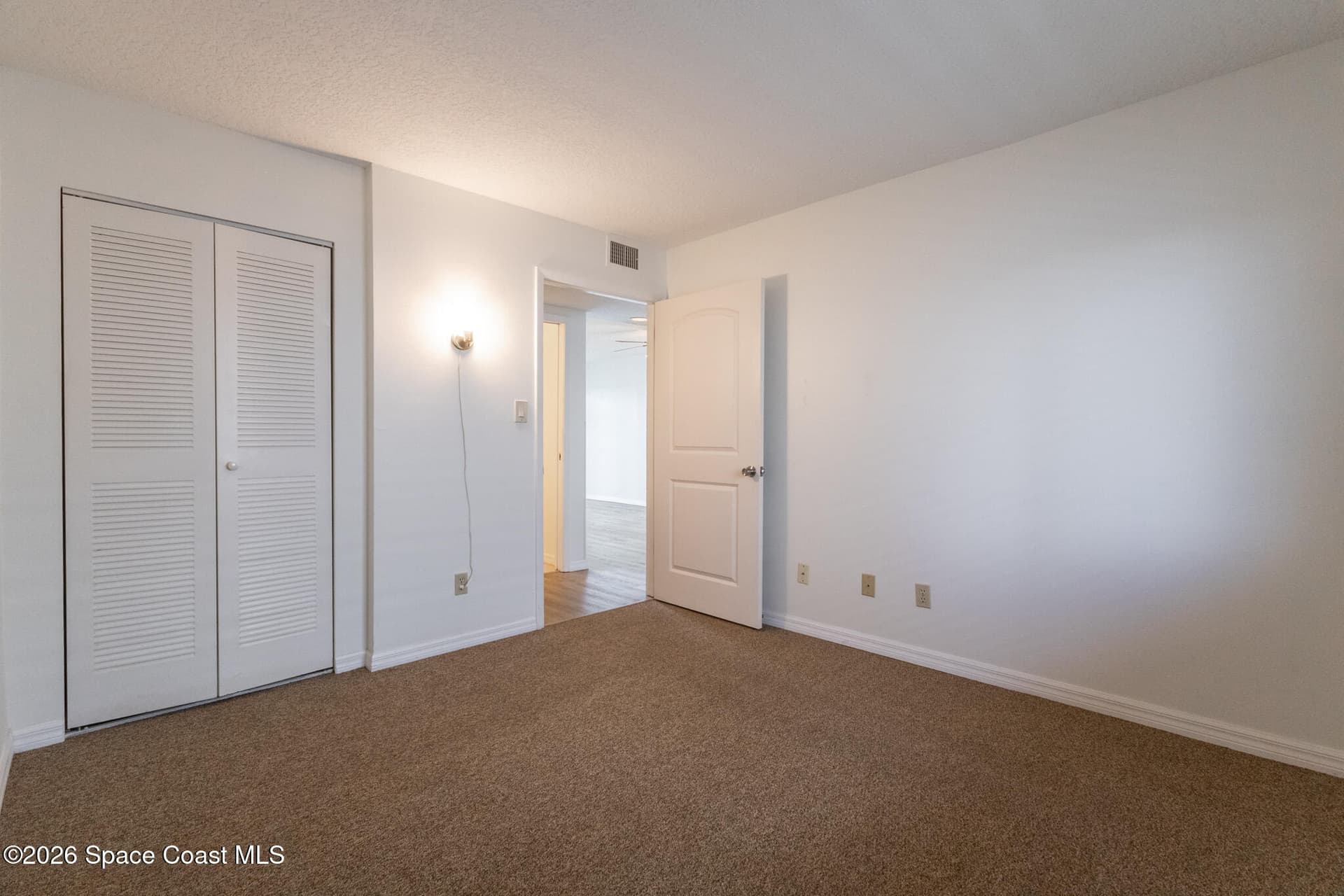 2465 S Washington Avenue A409 photo 18