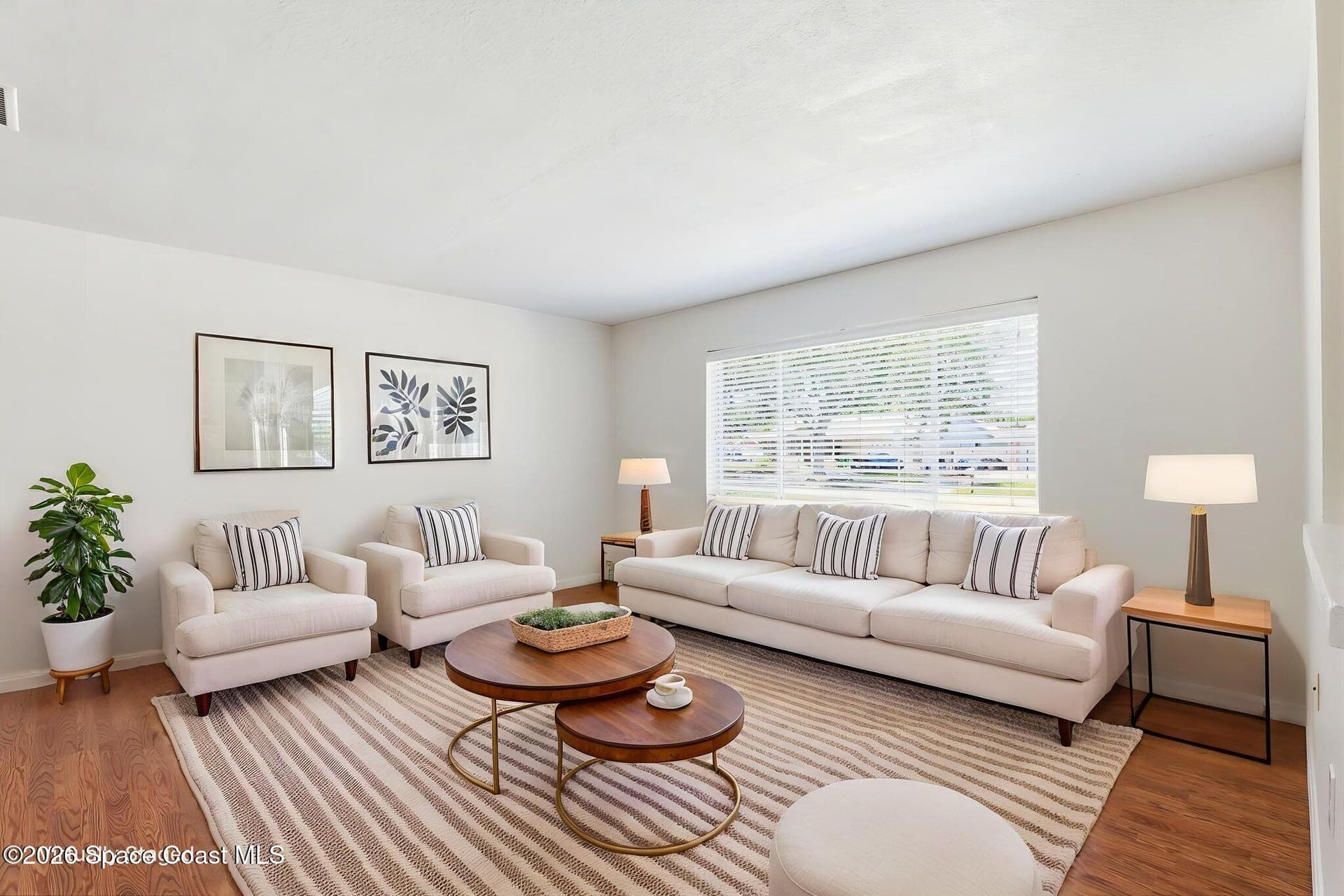 665 Venetian Way photo 5