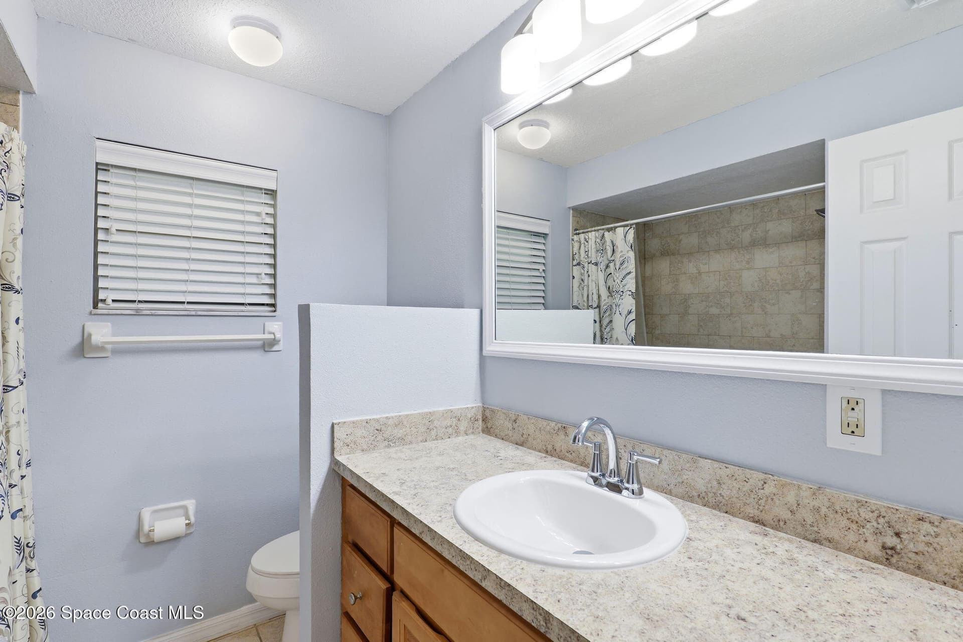 665 Venetian Way photo 19
