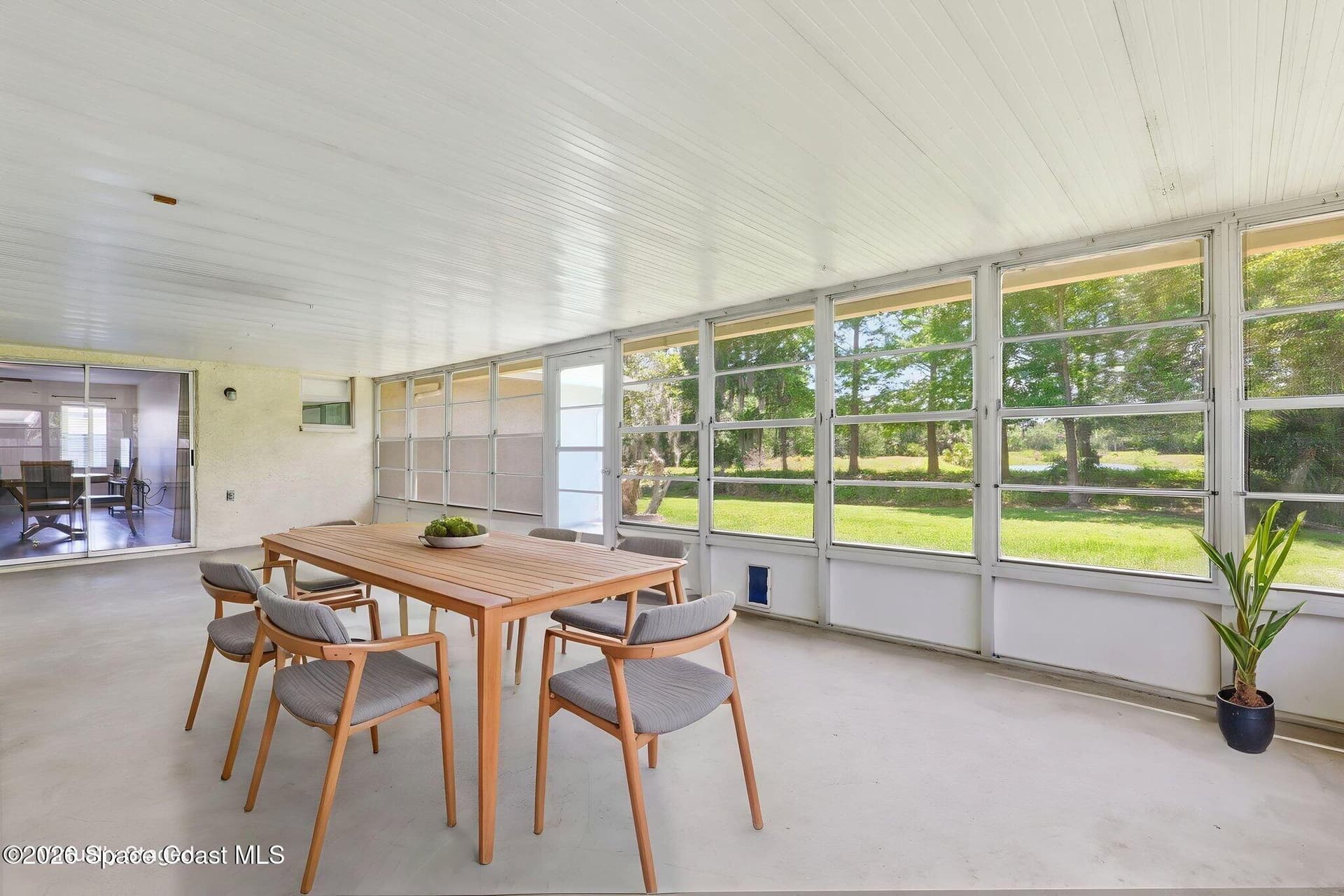 665 Venetian Way photo 20