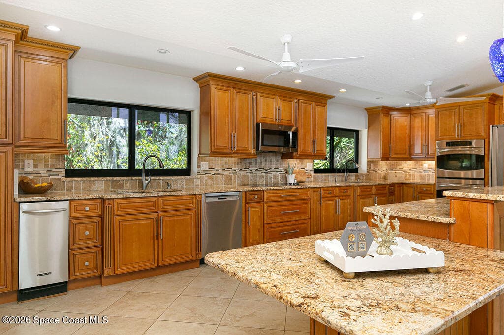 110 Barnacle Place photo 19