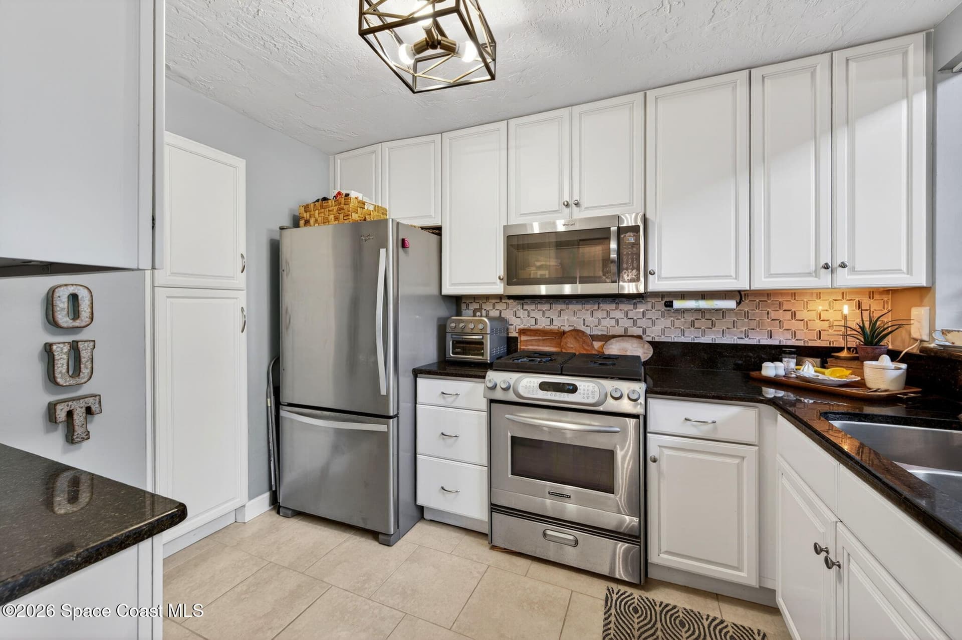 360 Lofts Drive photo 17