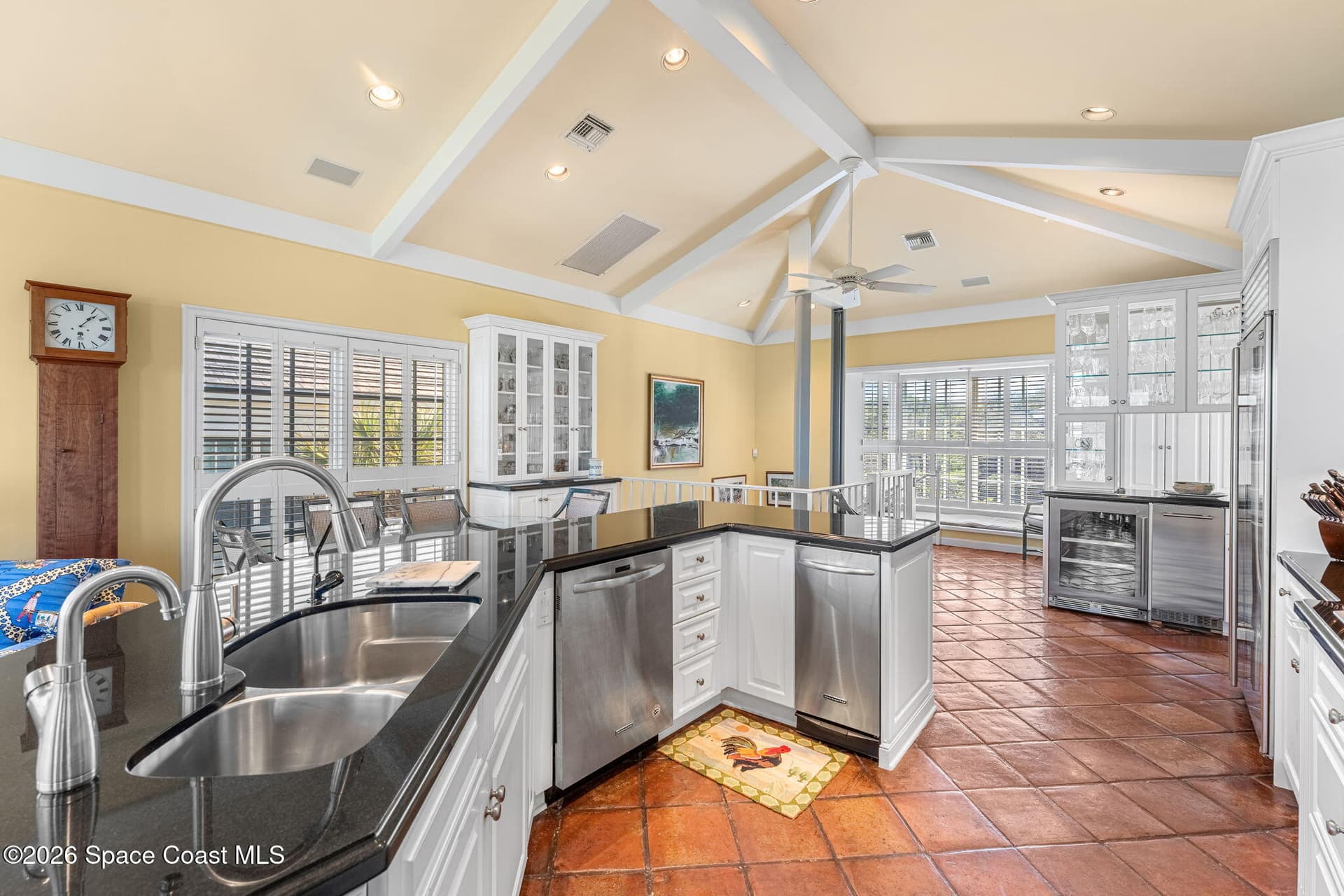 680 Ocean Road photo 25