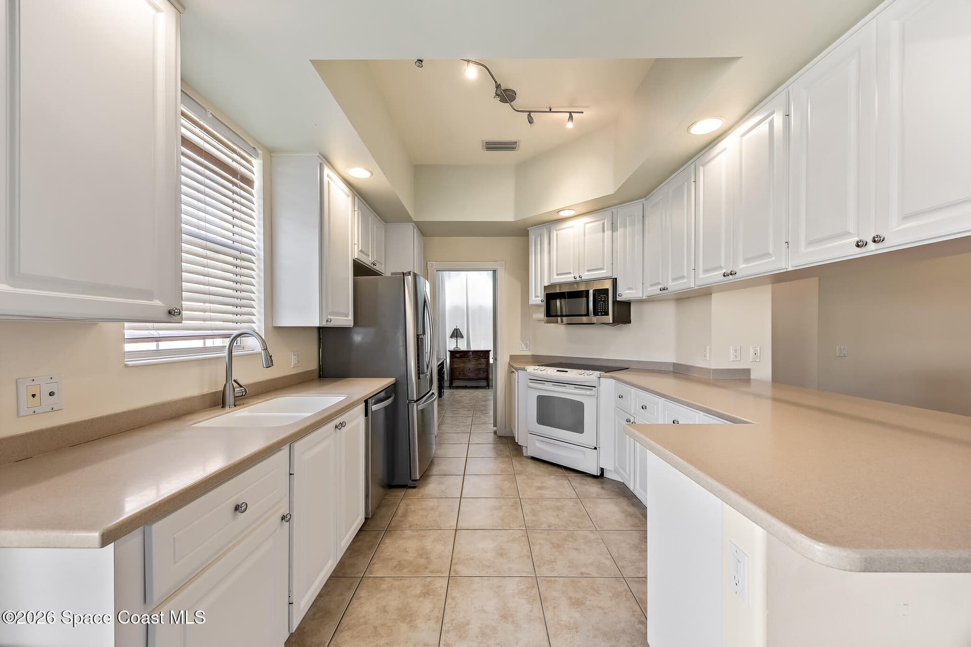 3540 Plume Way SE photo 10