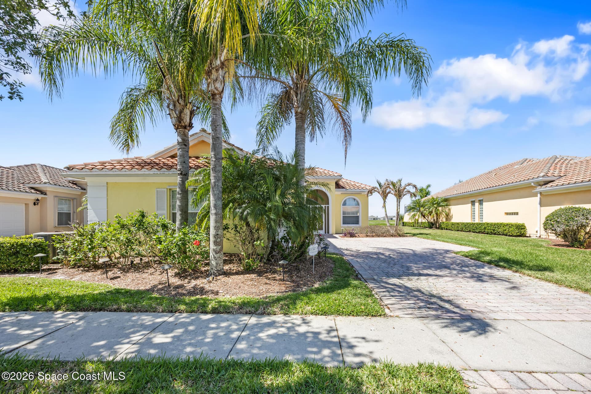 3540 Plume Way SE photo 2