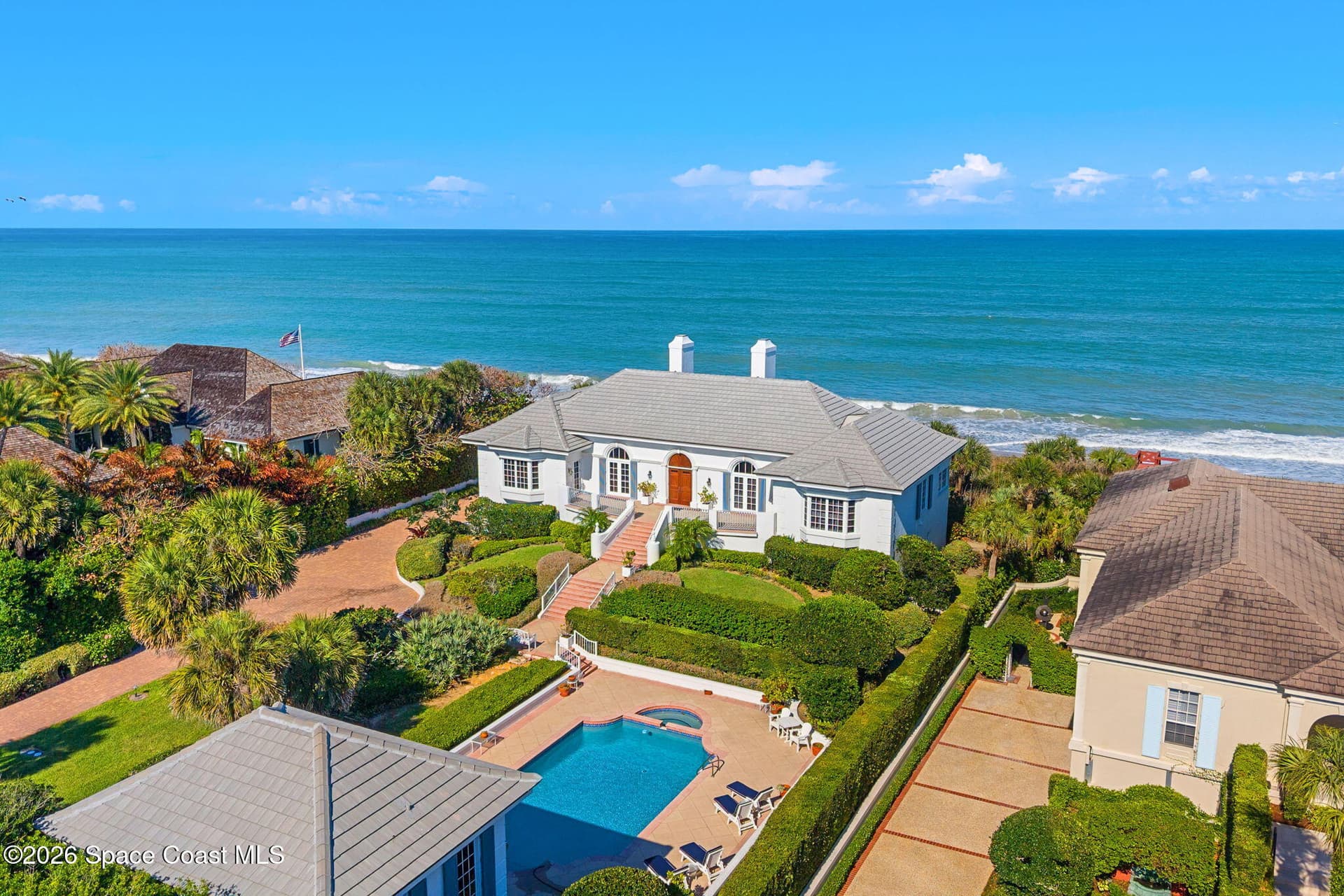 680 Ocean Road photo 11
