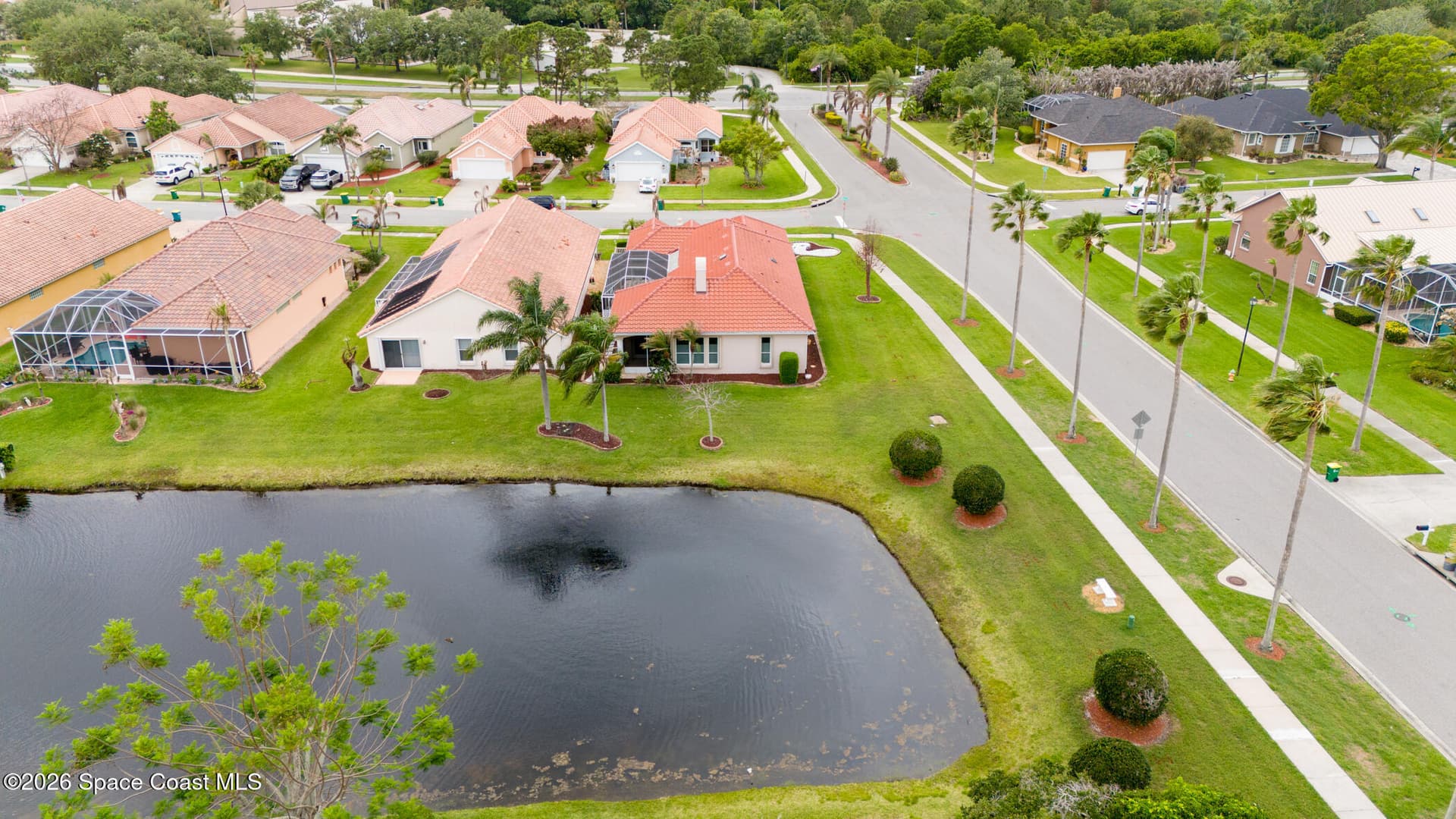 349 Carmel Drive photo 3