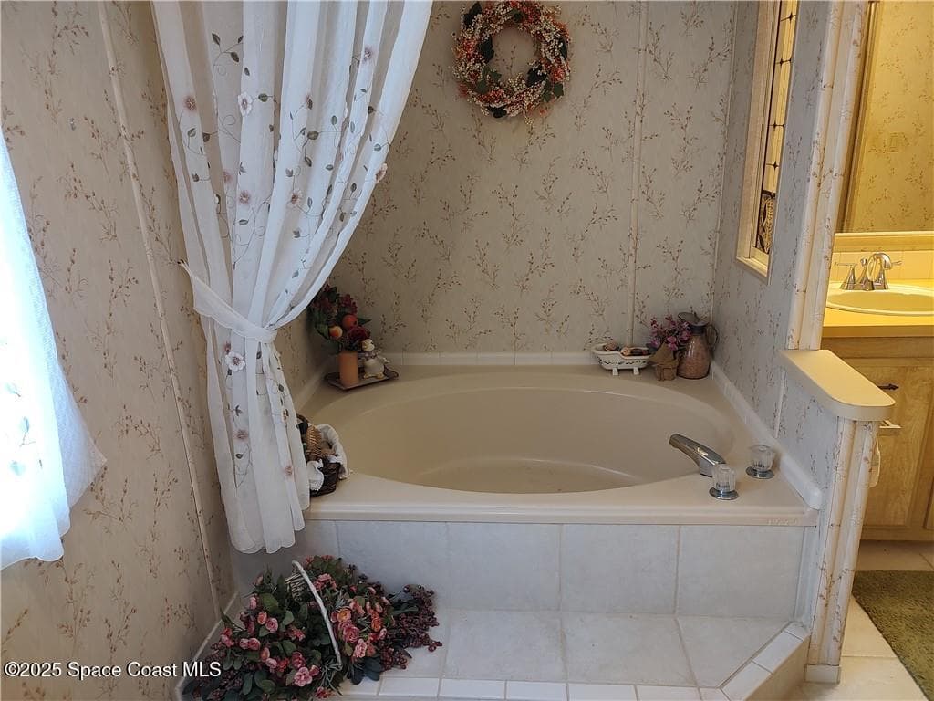 451 Papaya Circle photo 17