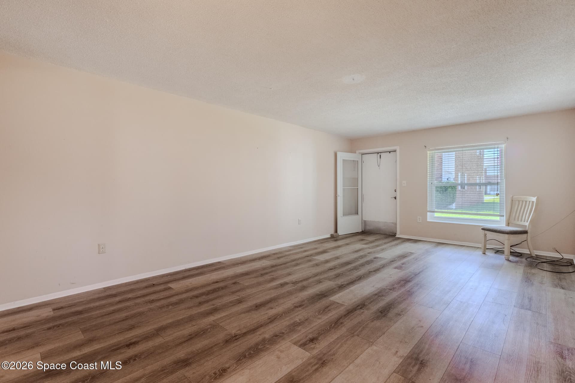 190 E Olmstead Drive B8 photo 6