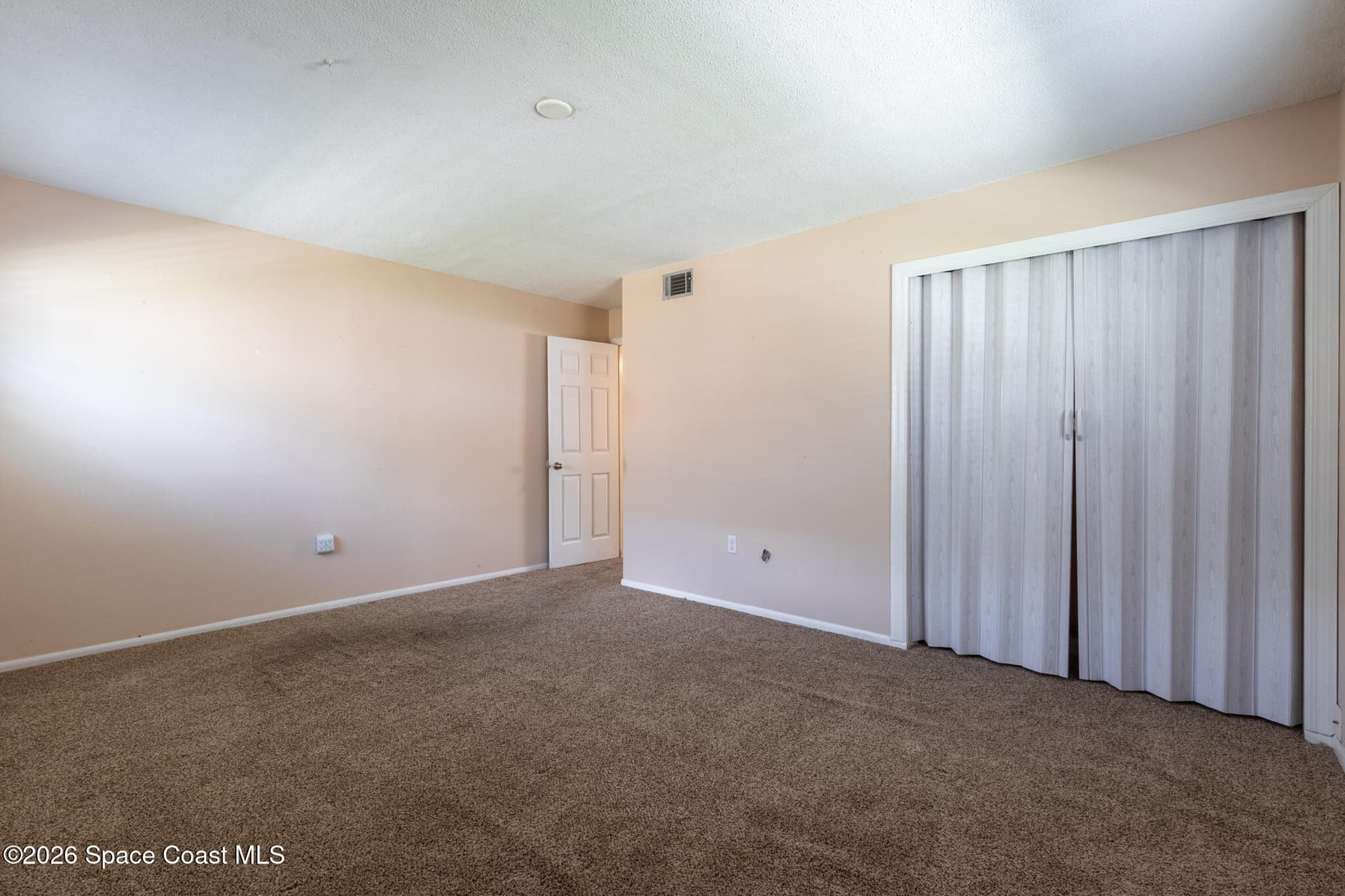 190 E Olmstead Drive B8 photo 11
