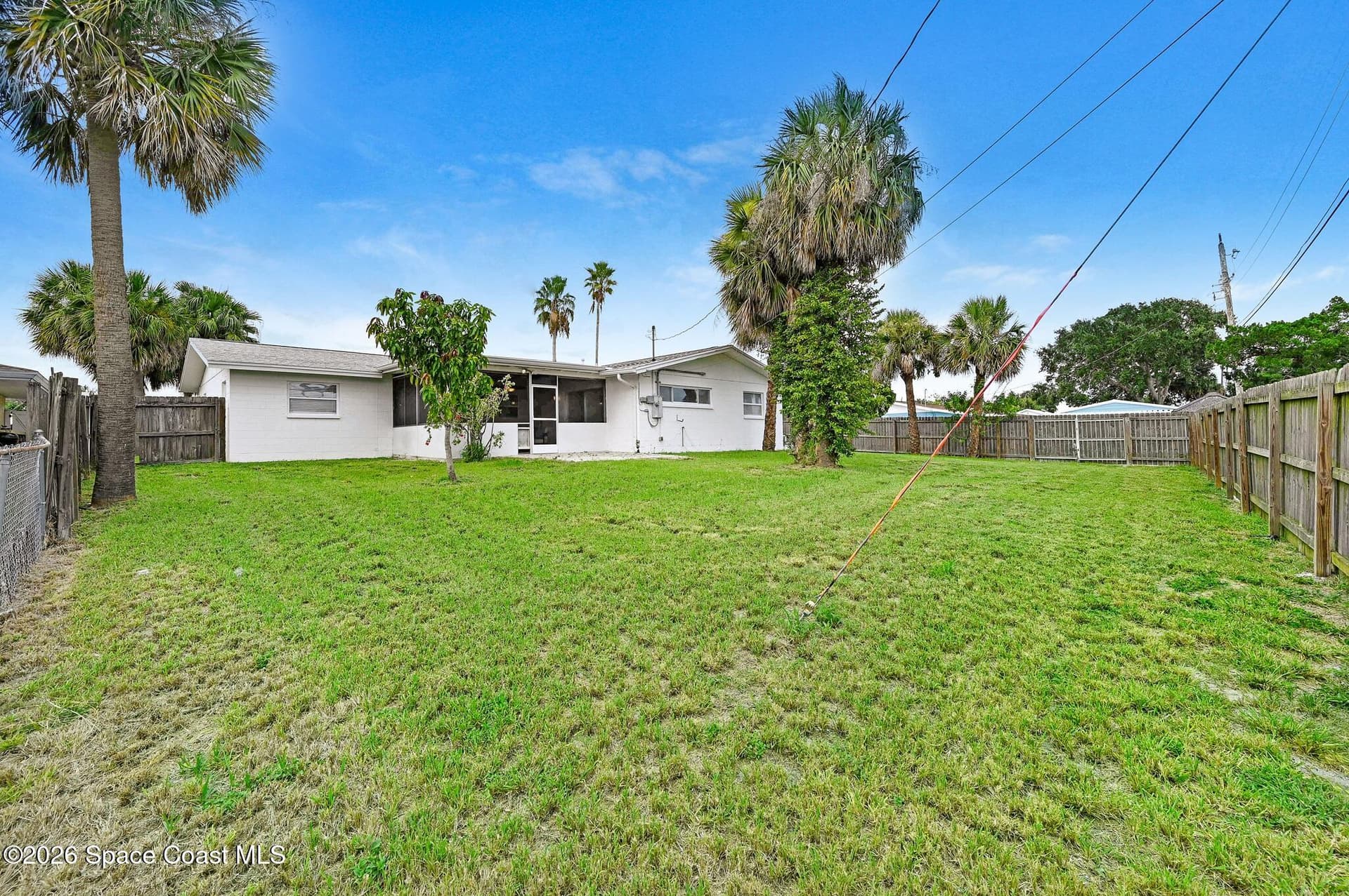 1435 Anchor Lane photo 4