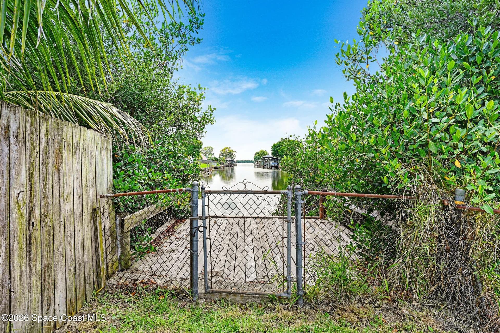 1435 Anchor Lane photo 6