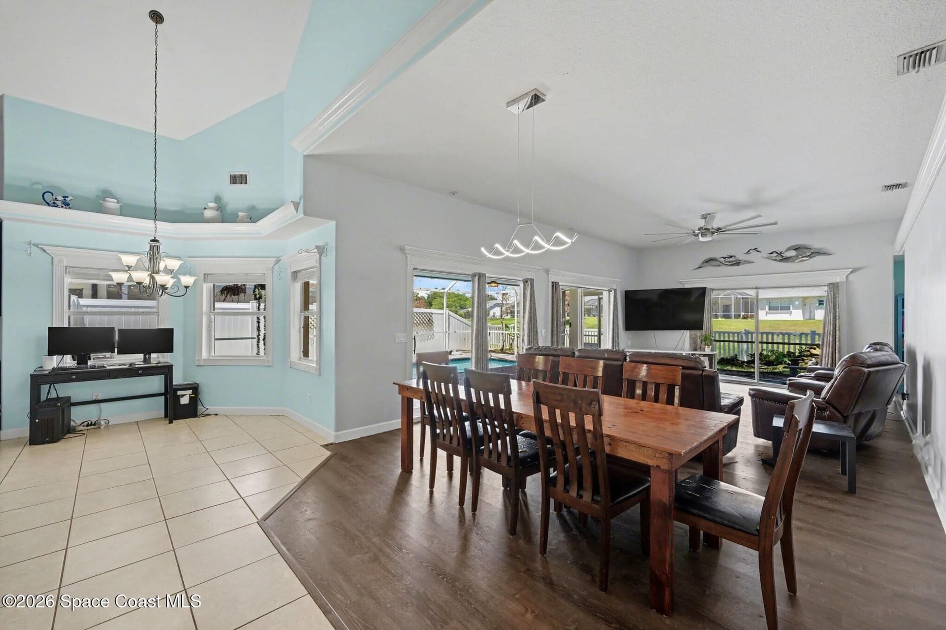 3621 Tipperary Drive photo 12