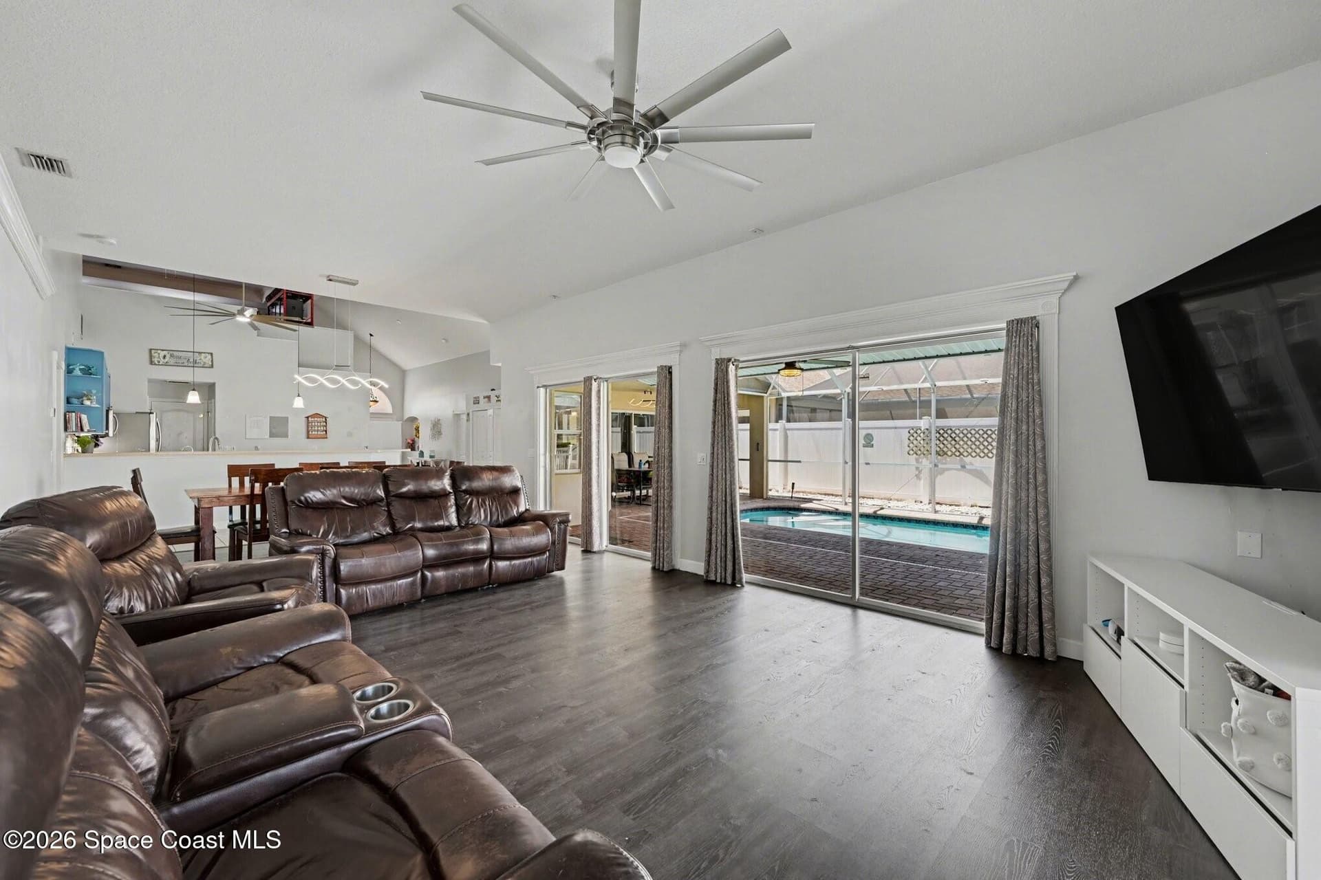 3621 Tipperary Drive photo 14