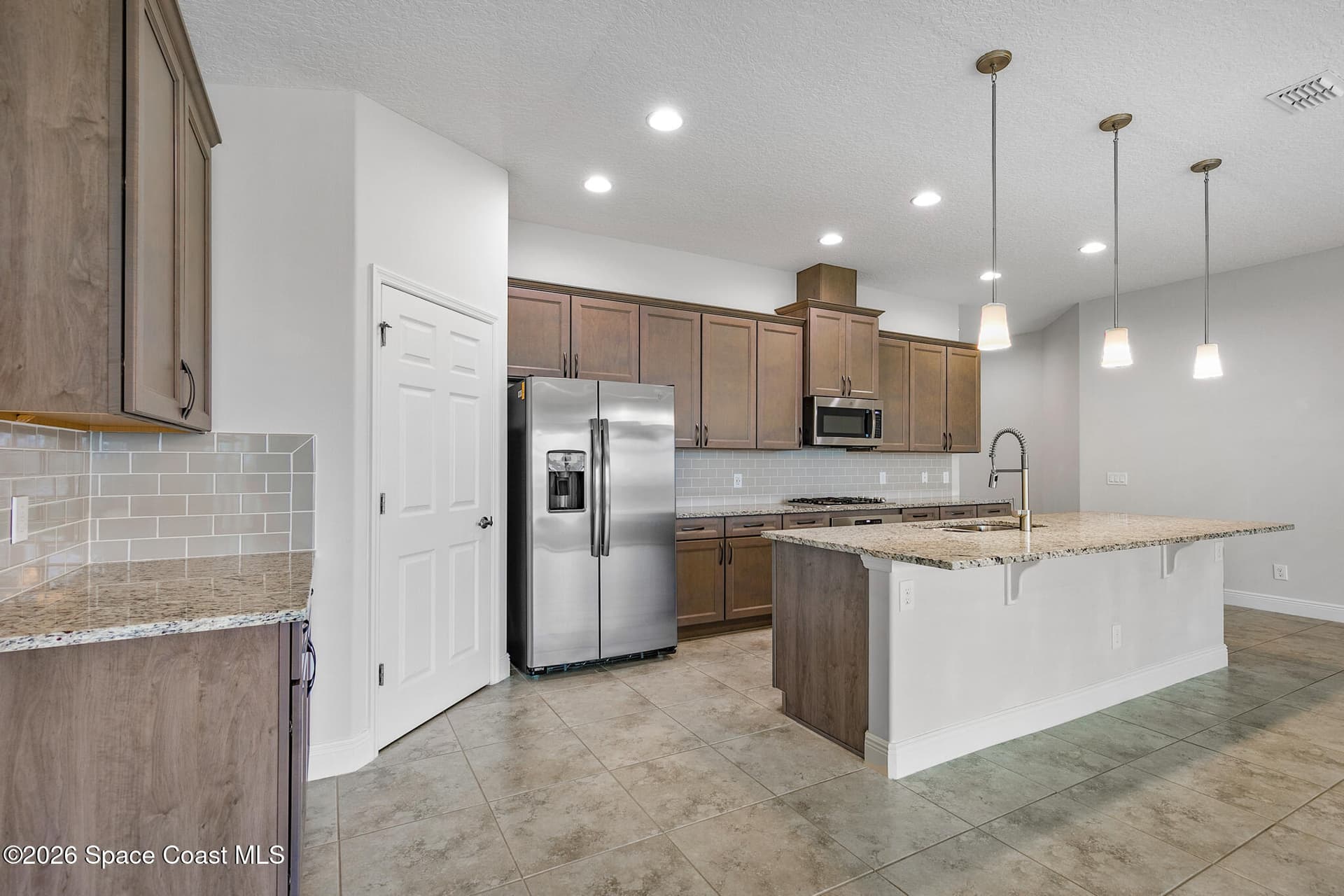 4415 Ruthann Circle photo 15