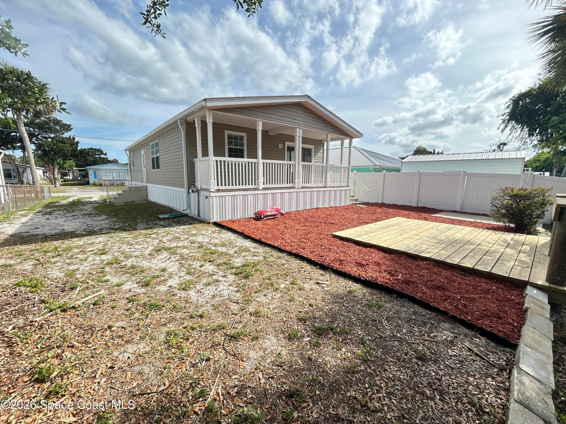 117 Lewis Street photo 20