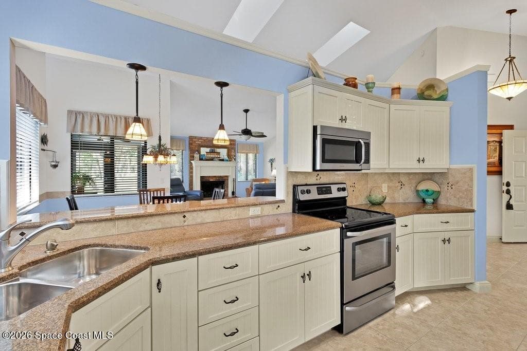 9735 N Marina Drive P4 photo 11
