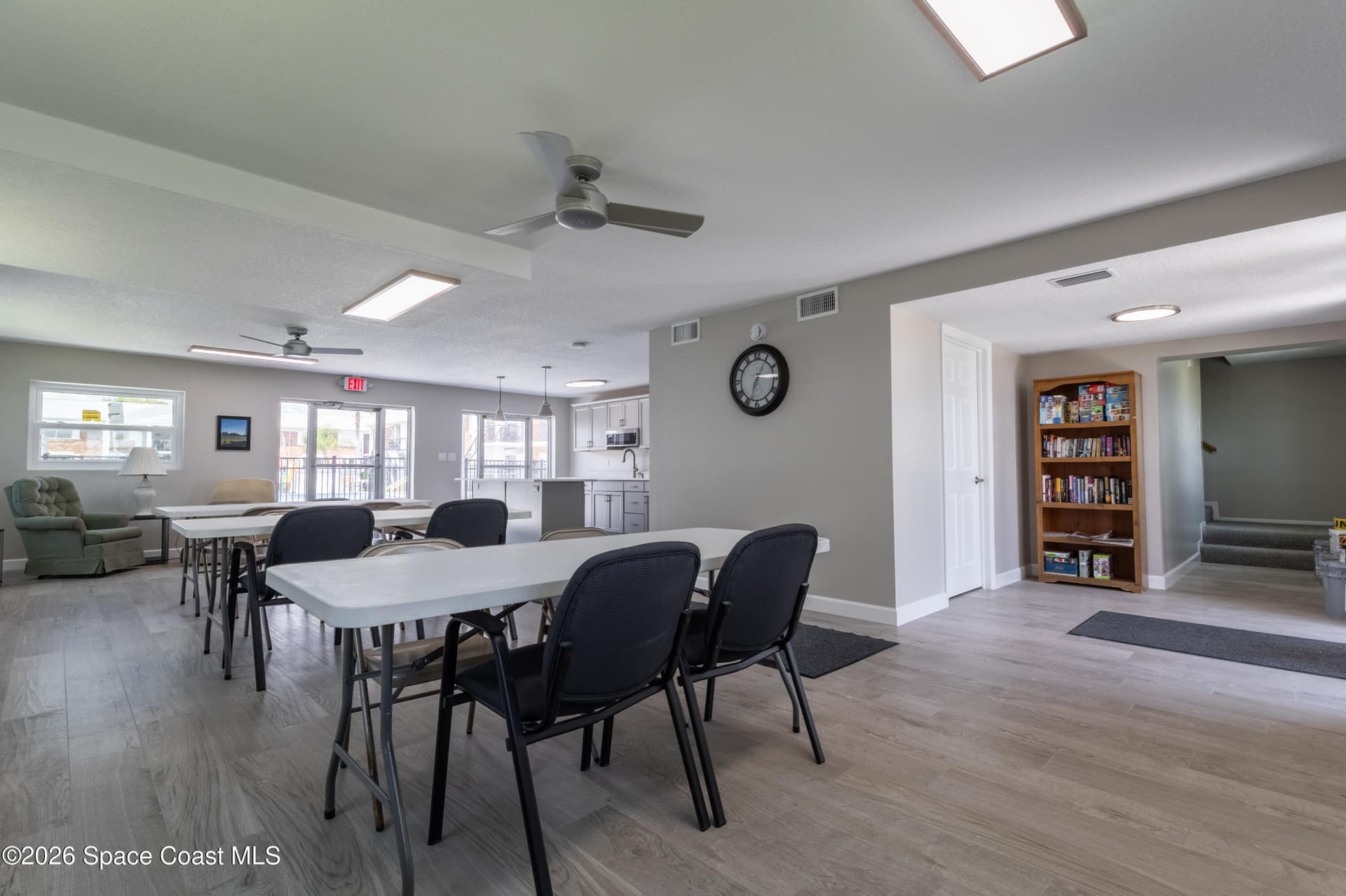 190 E Olmstead Drive B8 photo 22