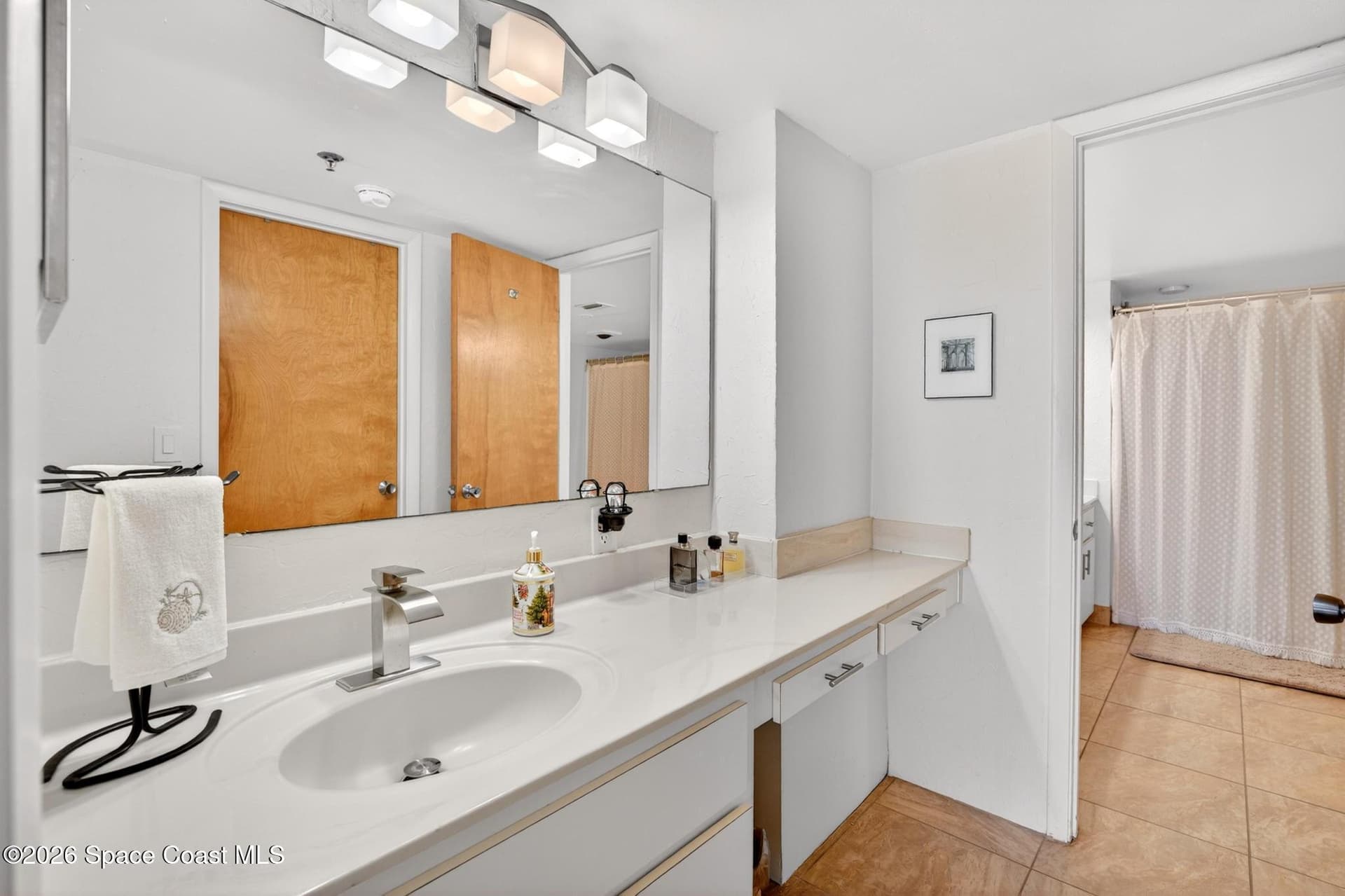 3743 S Atlantic Avenue 7a00 photo 23