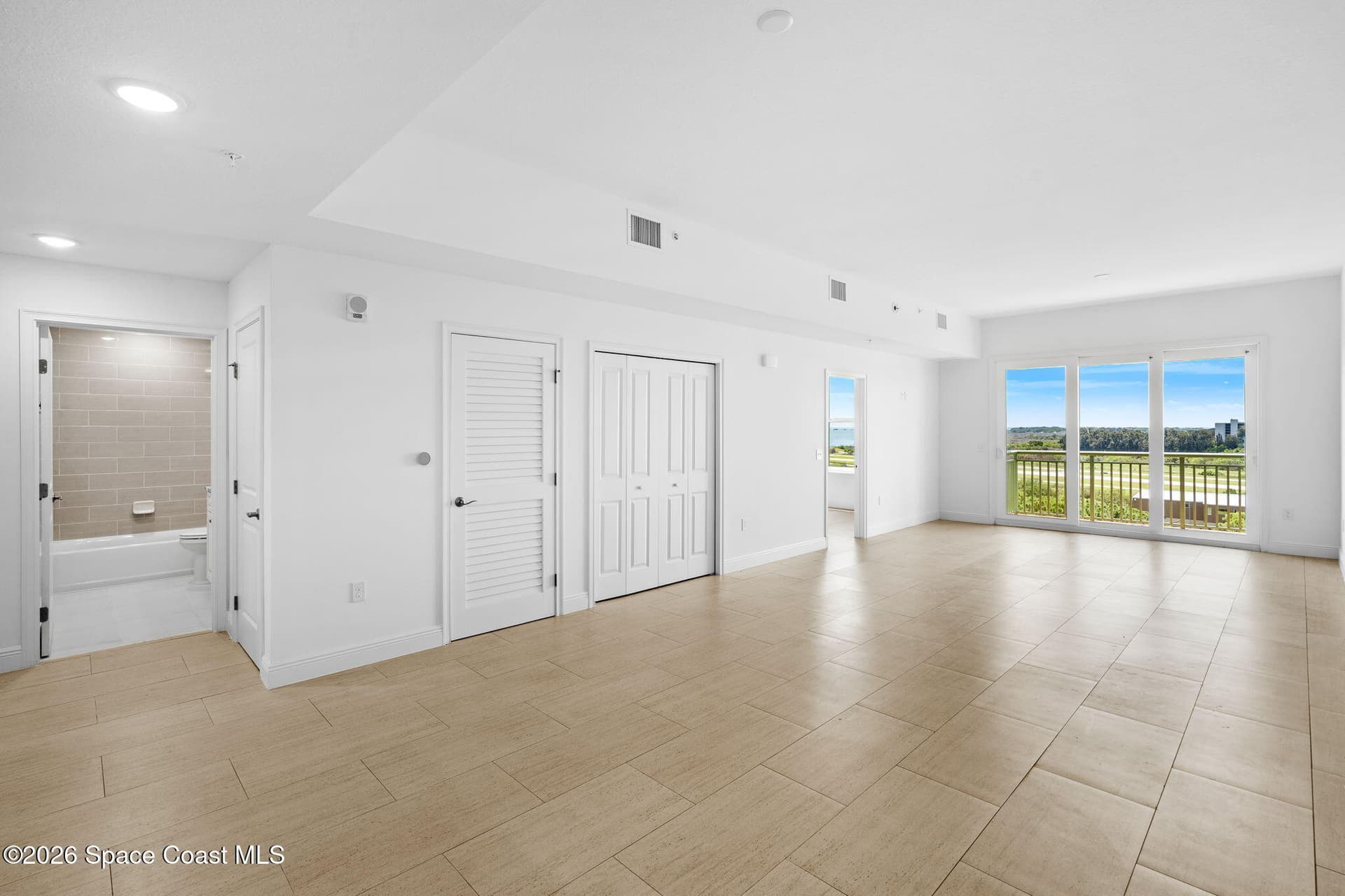 735 Pilot Lane 1010 photo 12