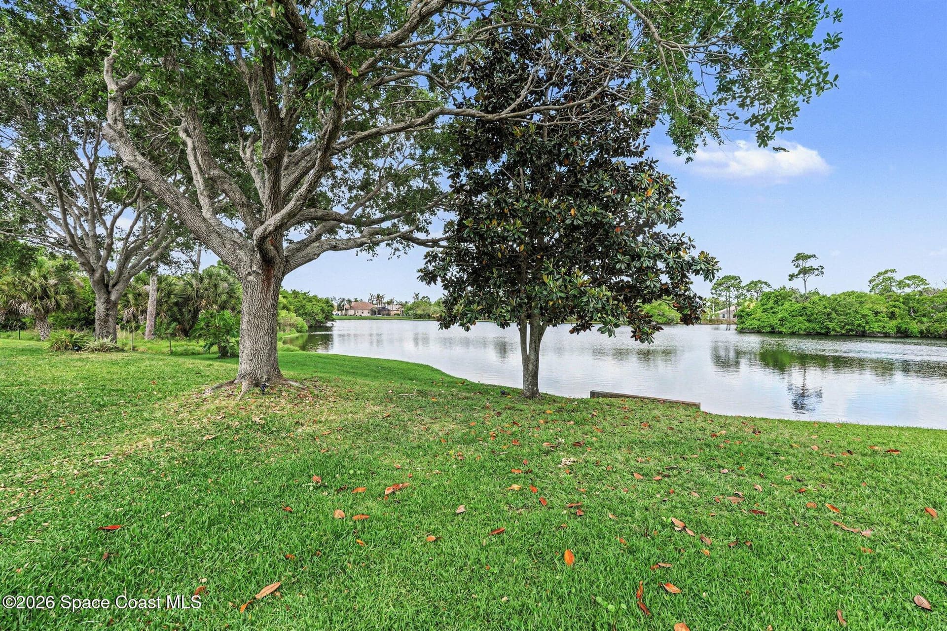 3875 Waterford Drive photo 3