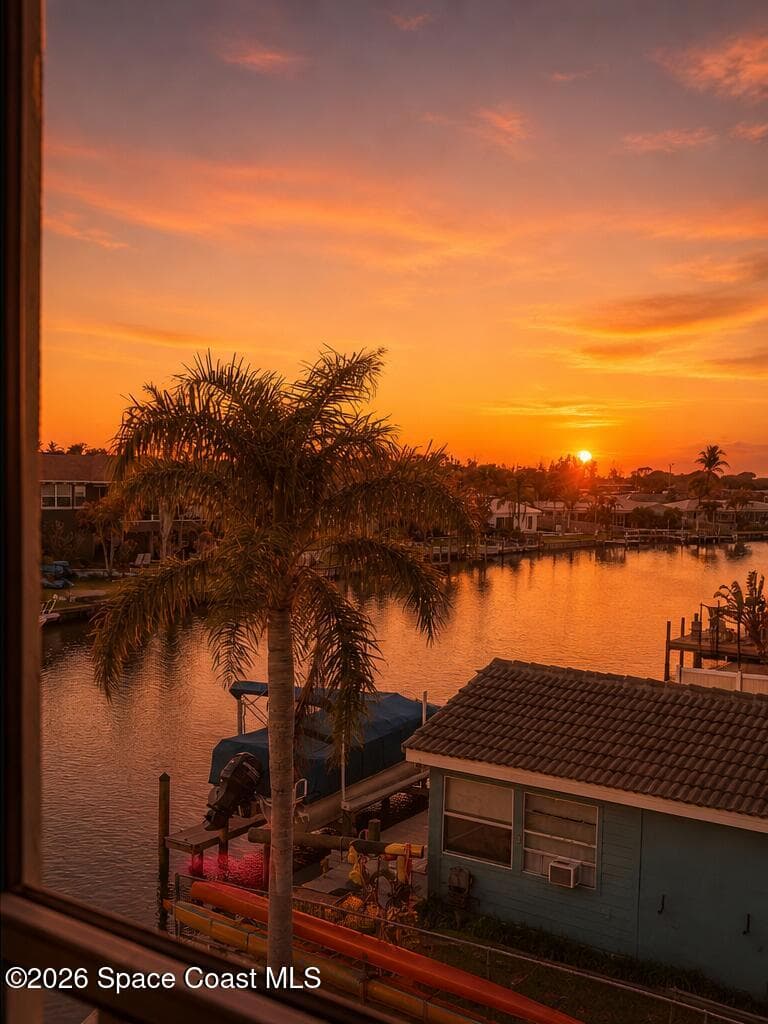 1595 N Atlantic Avenue 311 photo 5