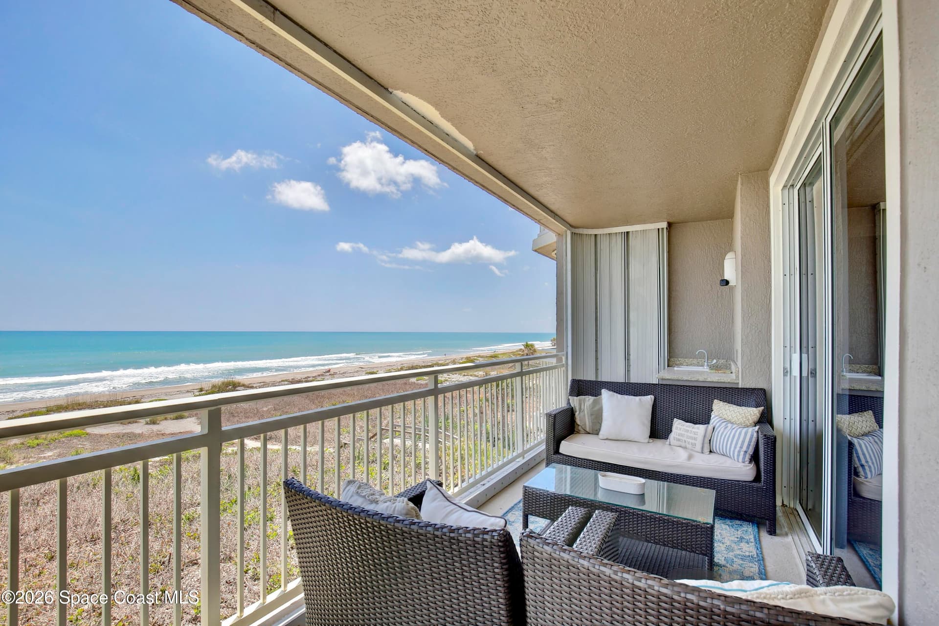 2465 S Atlantic Avenue 401 photo 14
