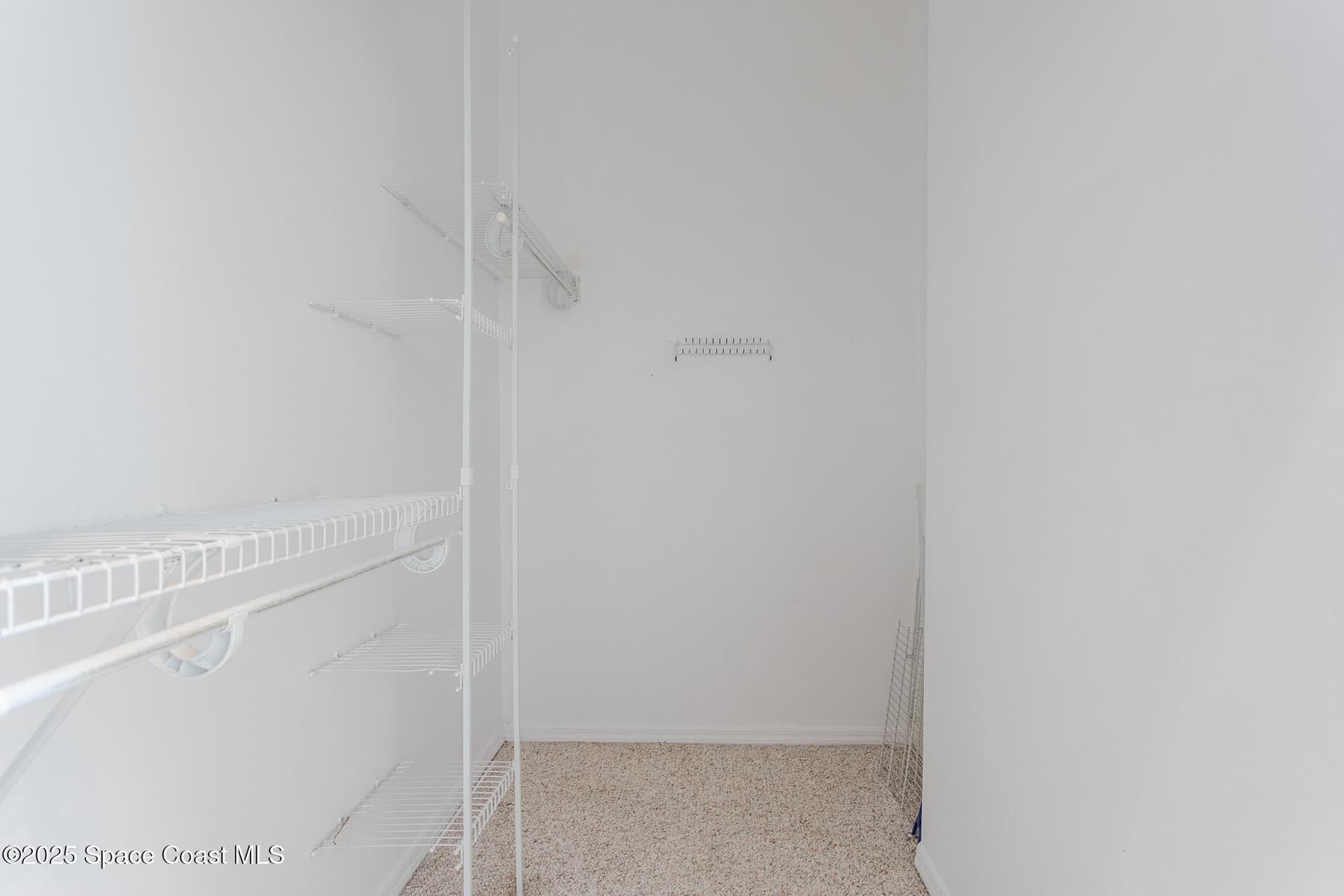 274 Lagoon Street SW photo 18