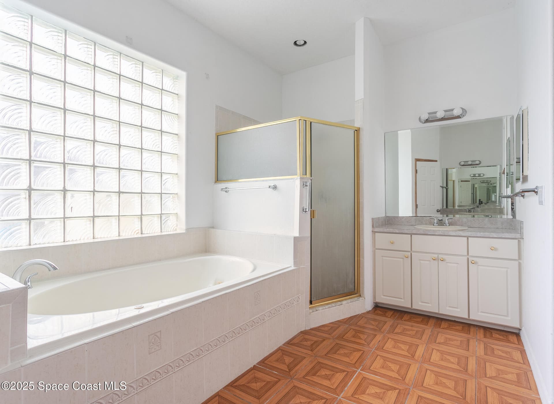 274 Lagoon Street SW photo 20