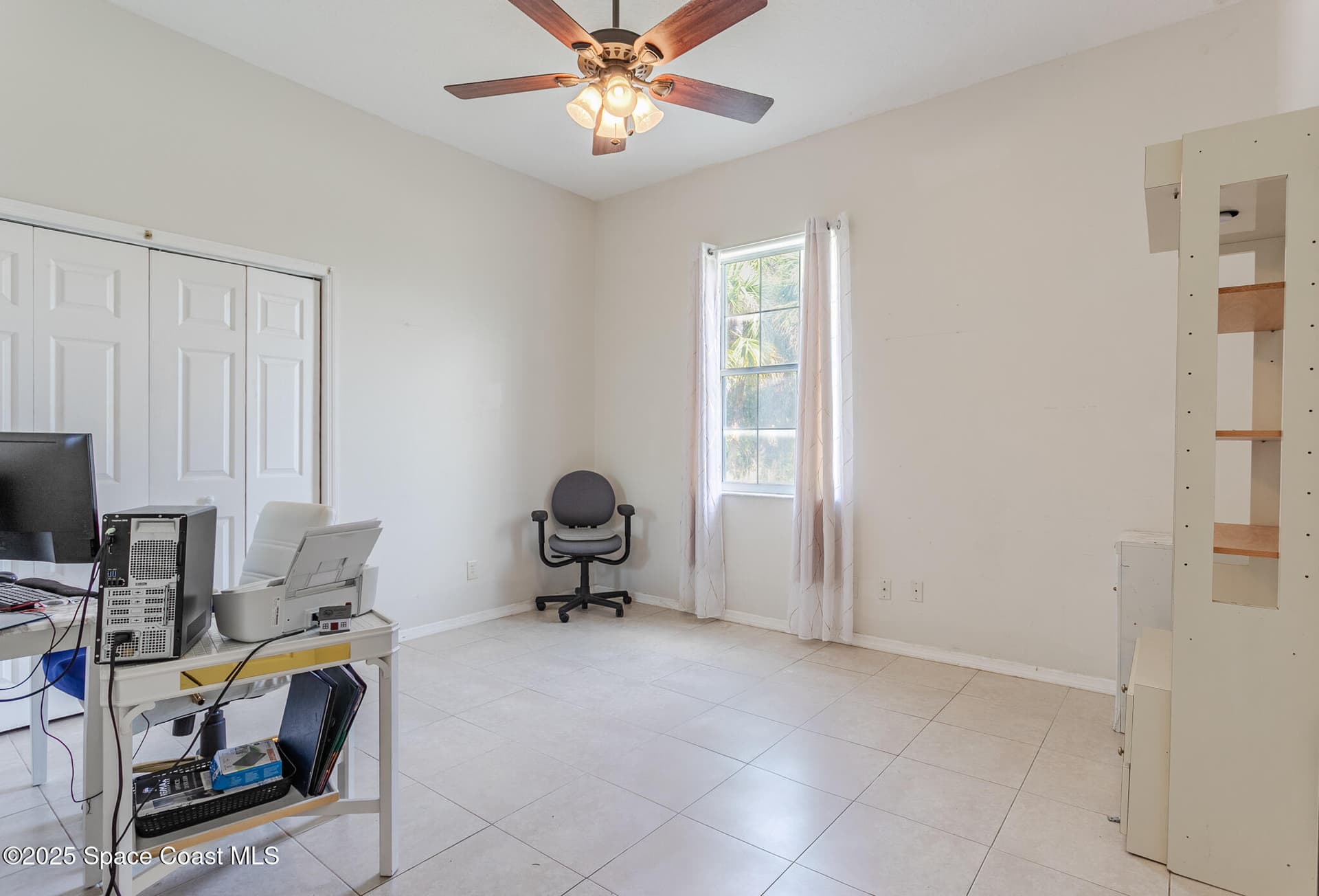 274 Lagoon Street SW photo 25