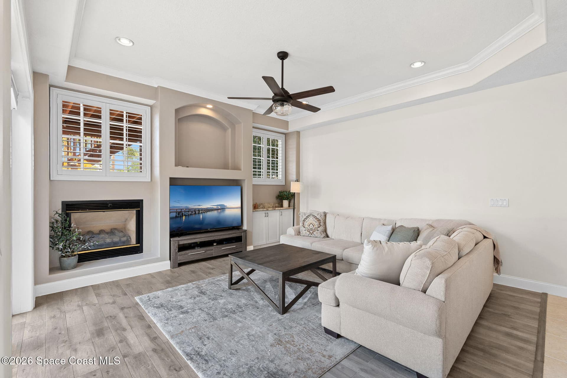 190 Stewart Drive photo 16
