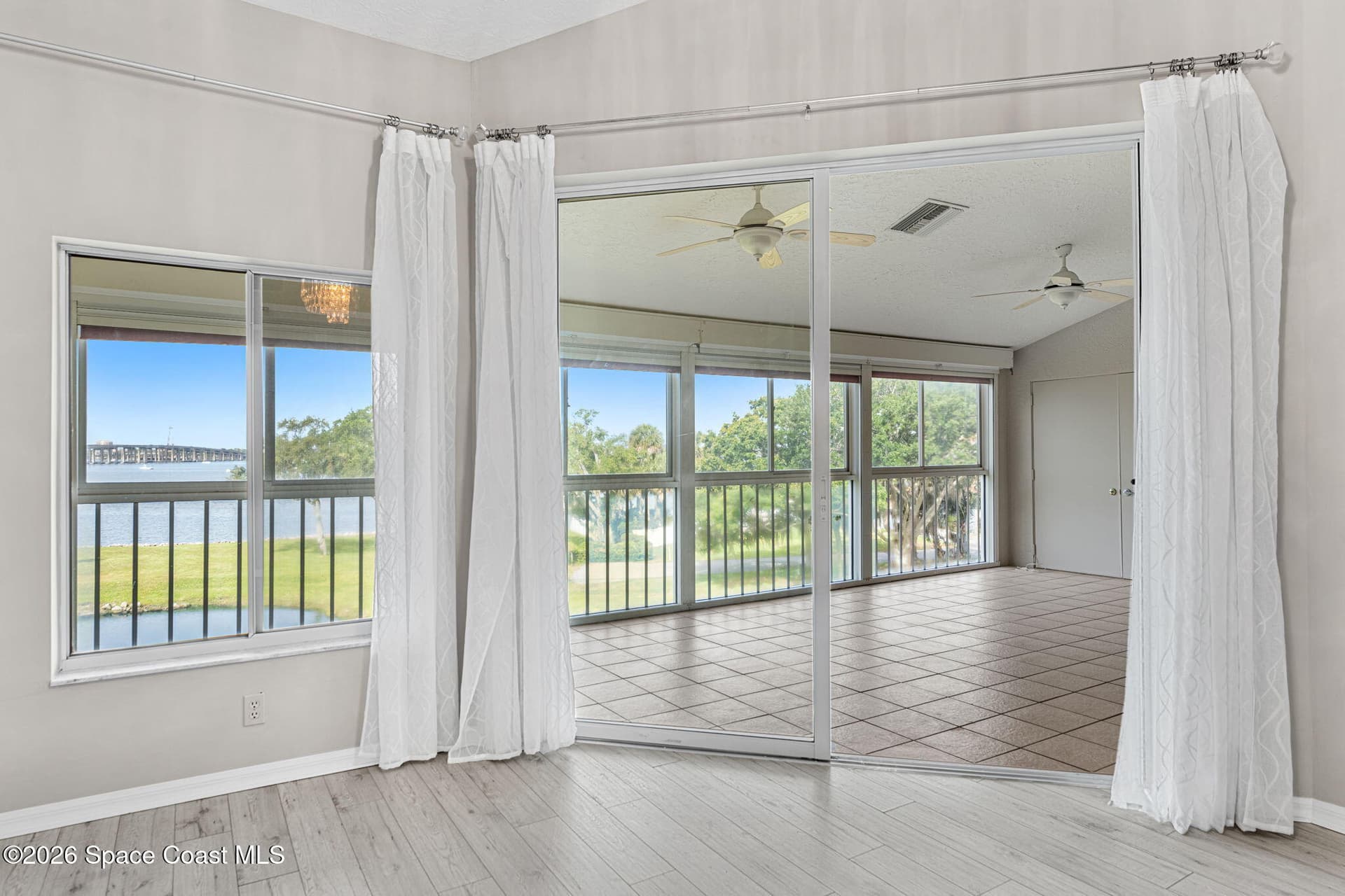 343 N Tropical Trail 404 photo 15
