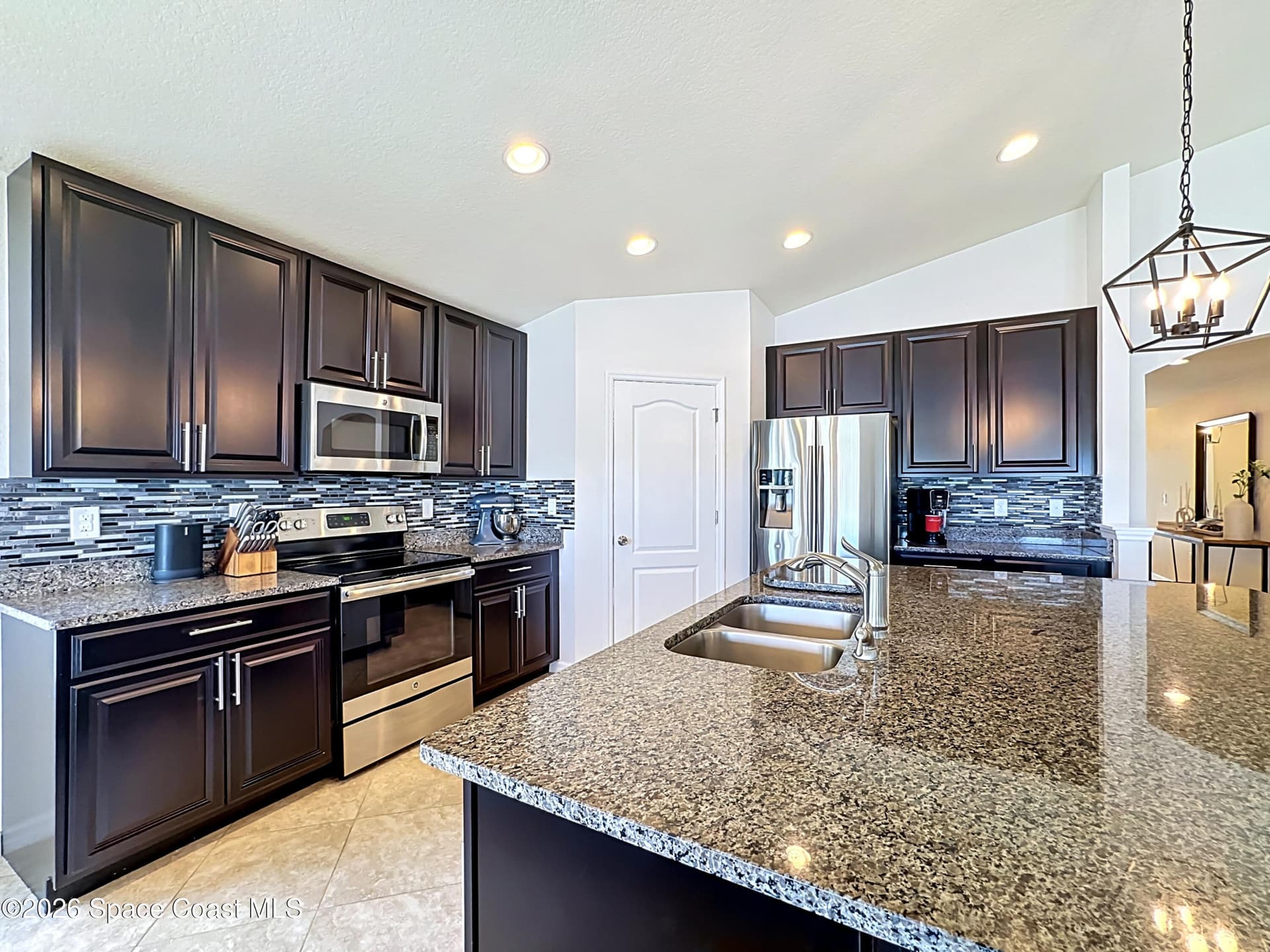 12033 Grand Kempston Drive photo 15