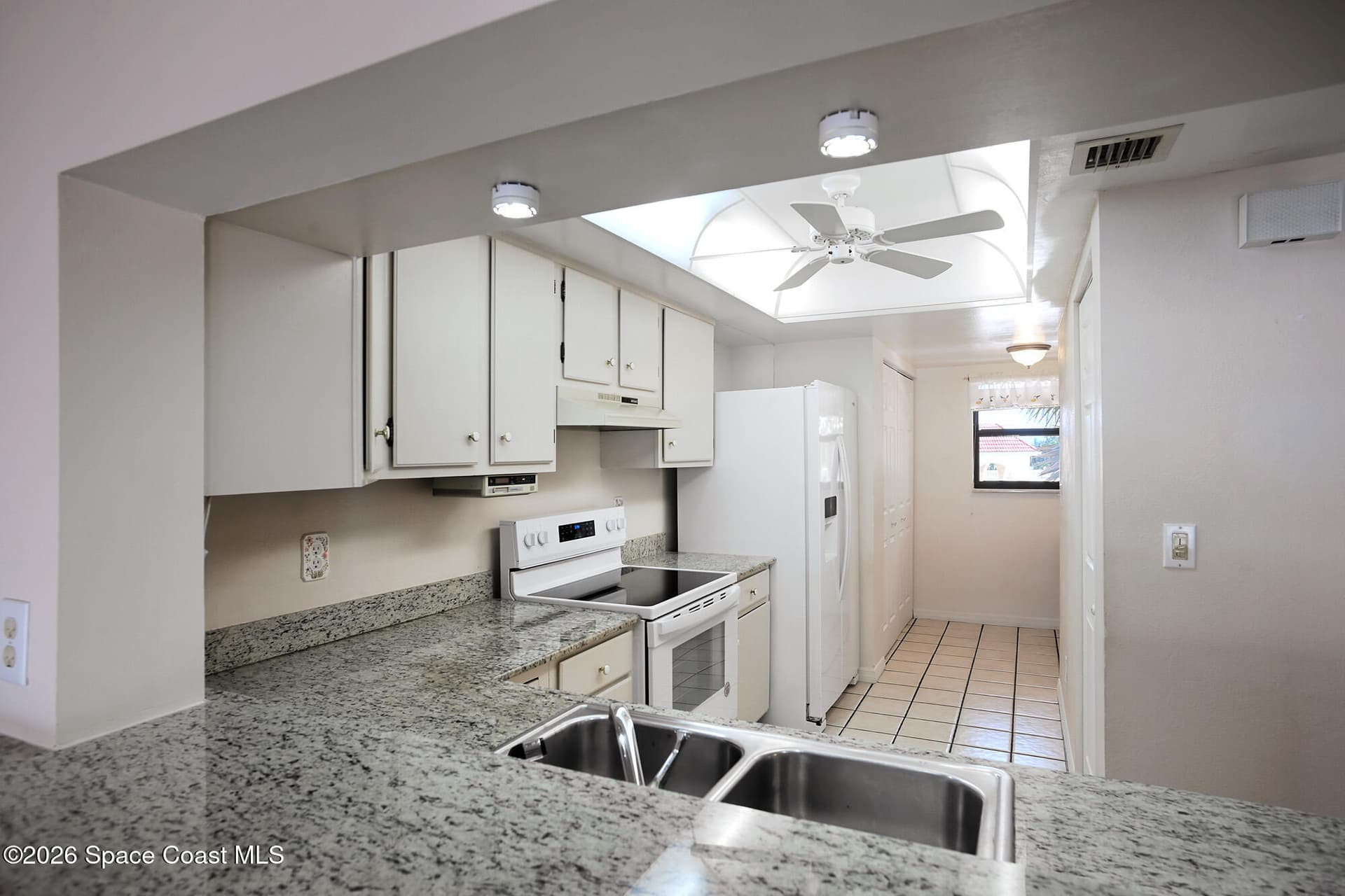 840 N Atlantic Avenue C301 photo 20