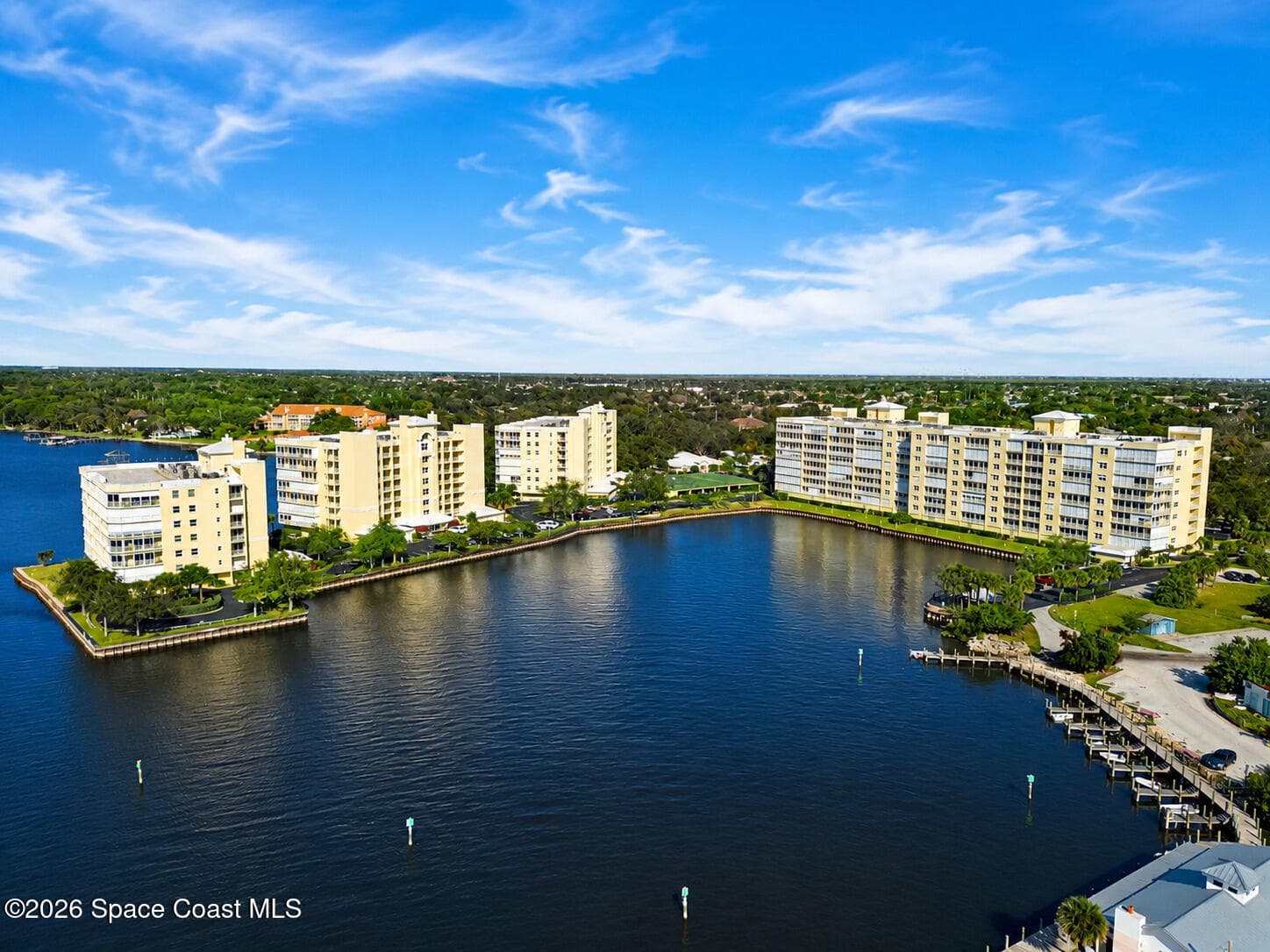 134 Starboard Lane 402 photo 2