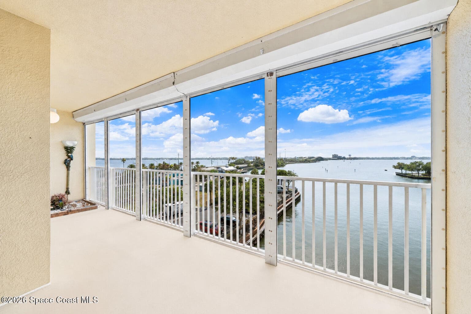 134 Starboard Lane 402 photo 22
