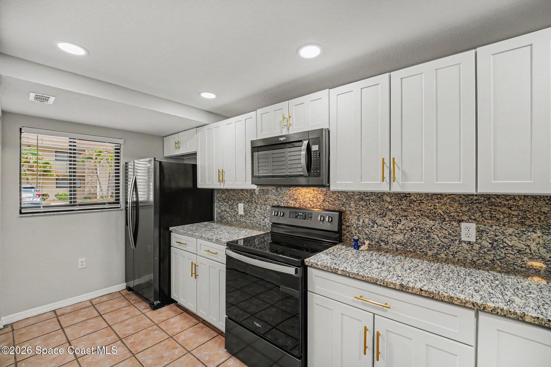 3160 N Atlantic Avenue A106 photo 9