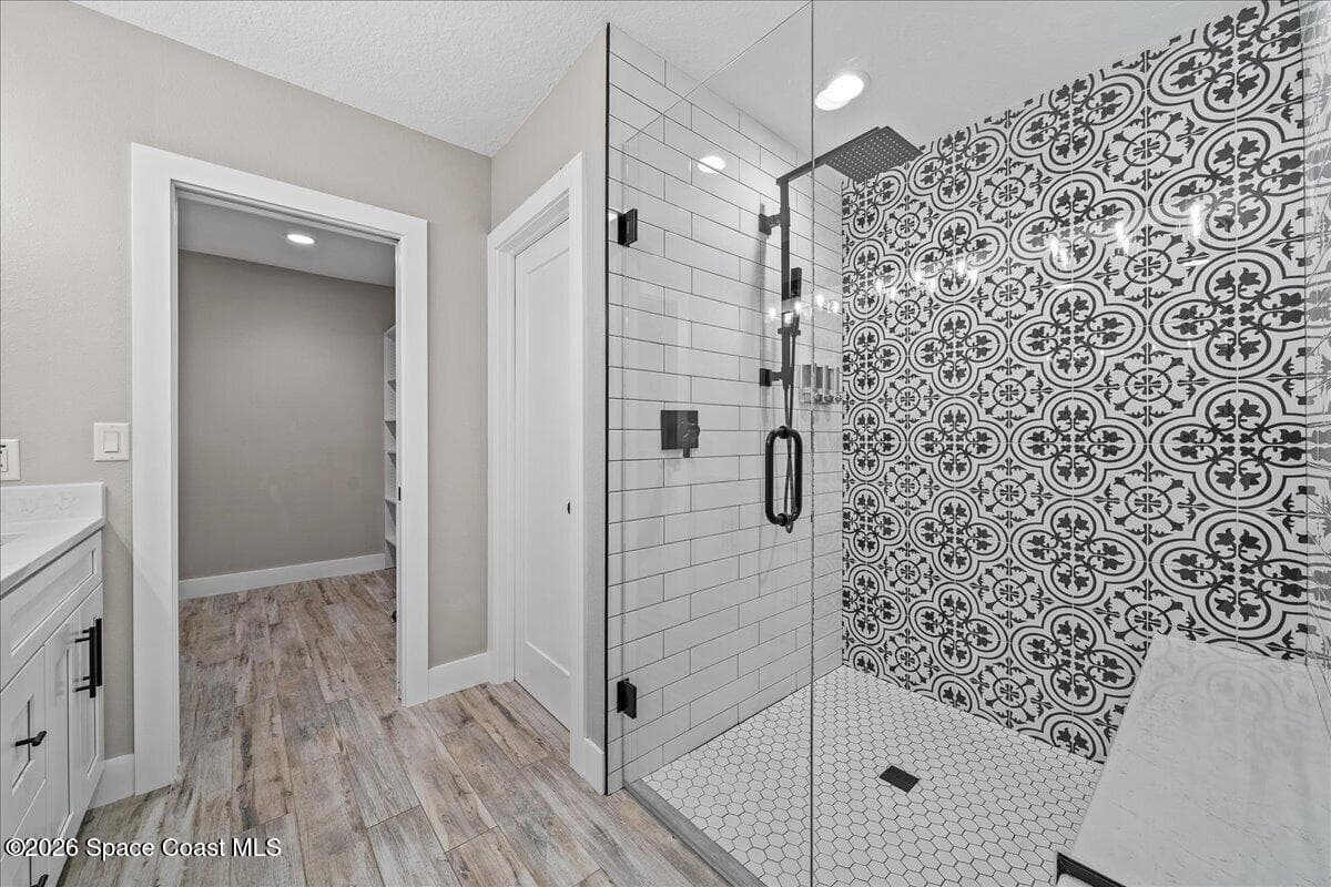 2225 S Washington Avenue photo 14