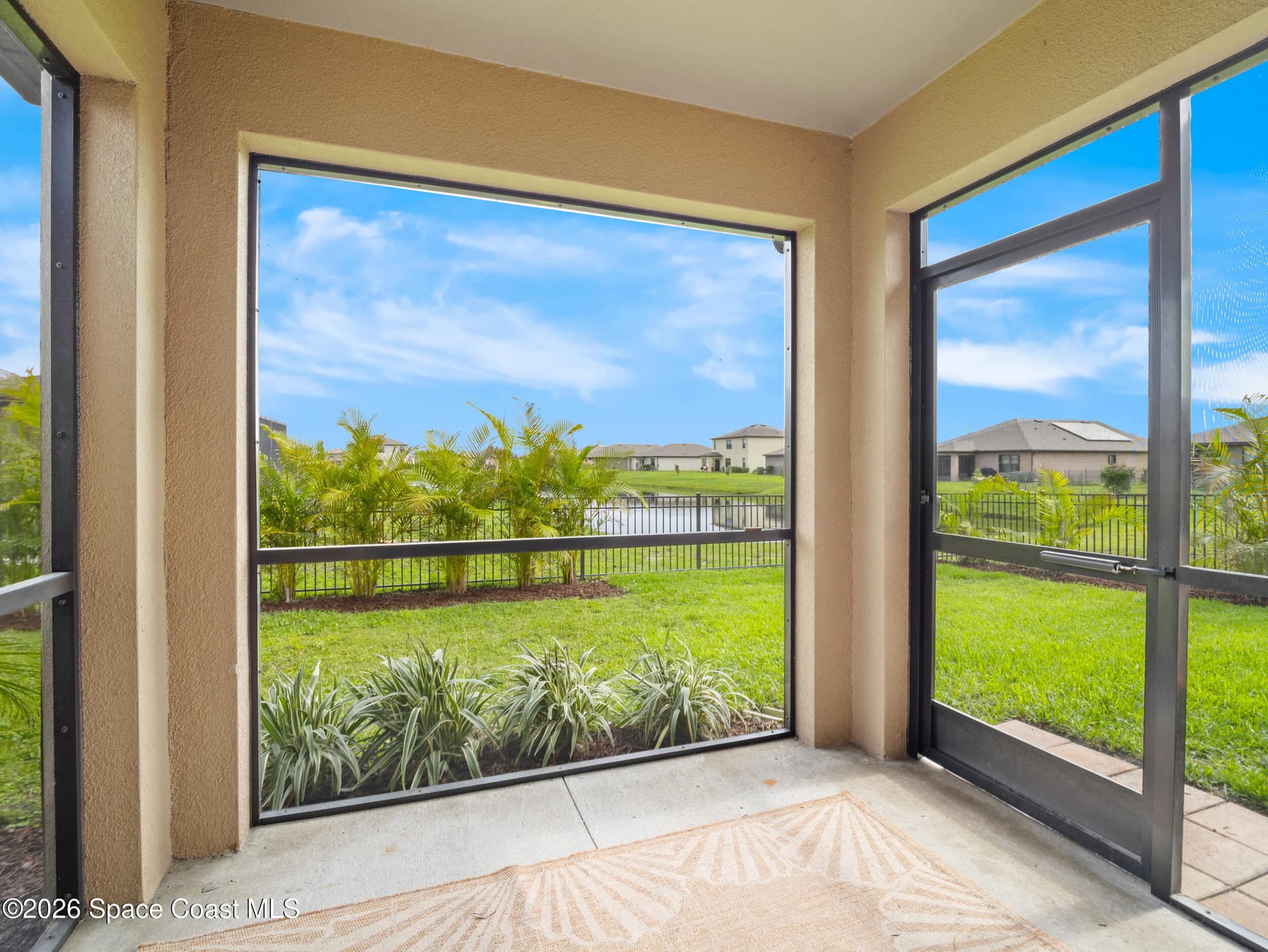 7528 Tourmaline Drive photo 4