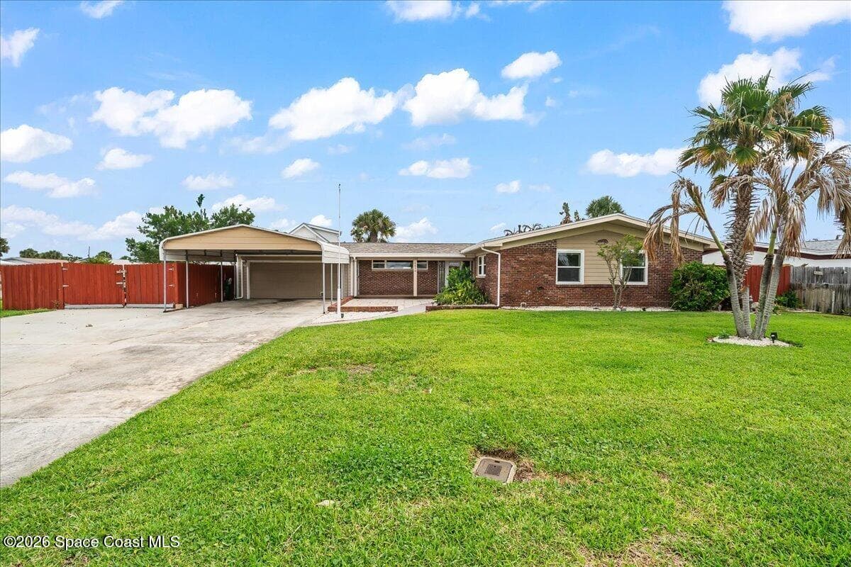 1610 E Central Avenue photo 3