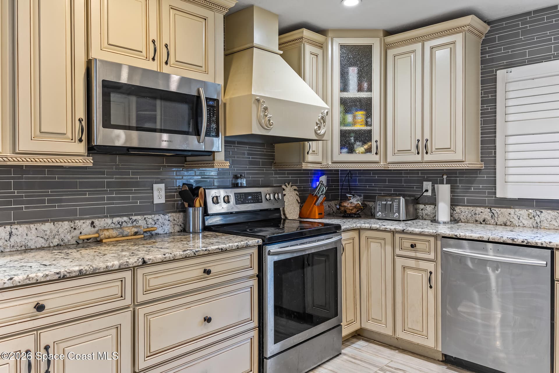 1371 Gleneagles Way photo 22